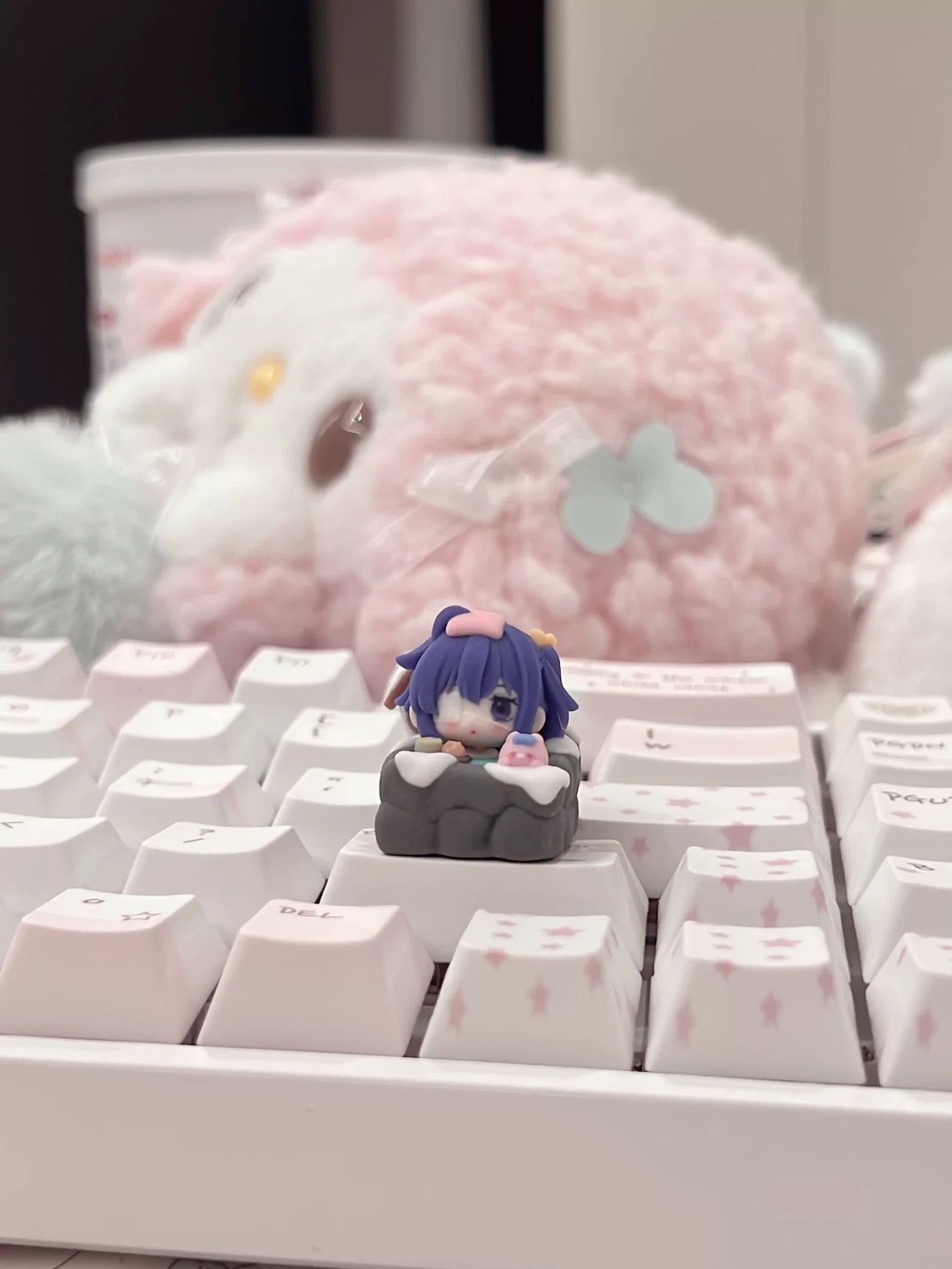 Love, Chunibyo&amp;Other Delusions, Takanashi Rikka, 1U multi-color resin printing, creative and personalized keycaps for cartoon and anime characters, mechanical keyboard decorative keycaps