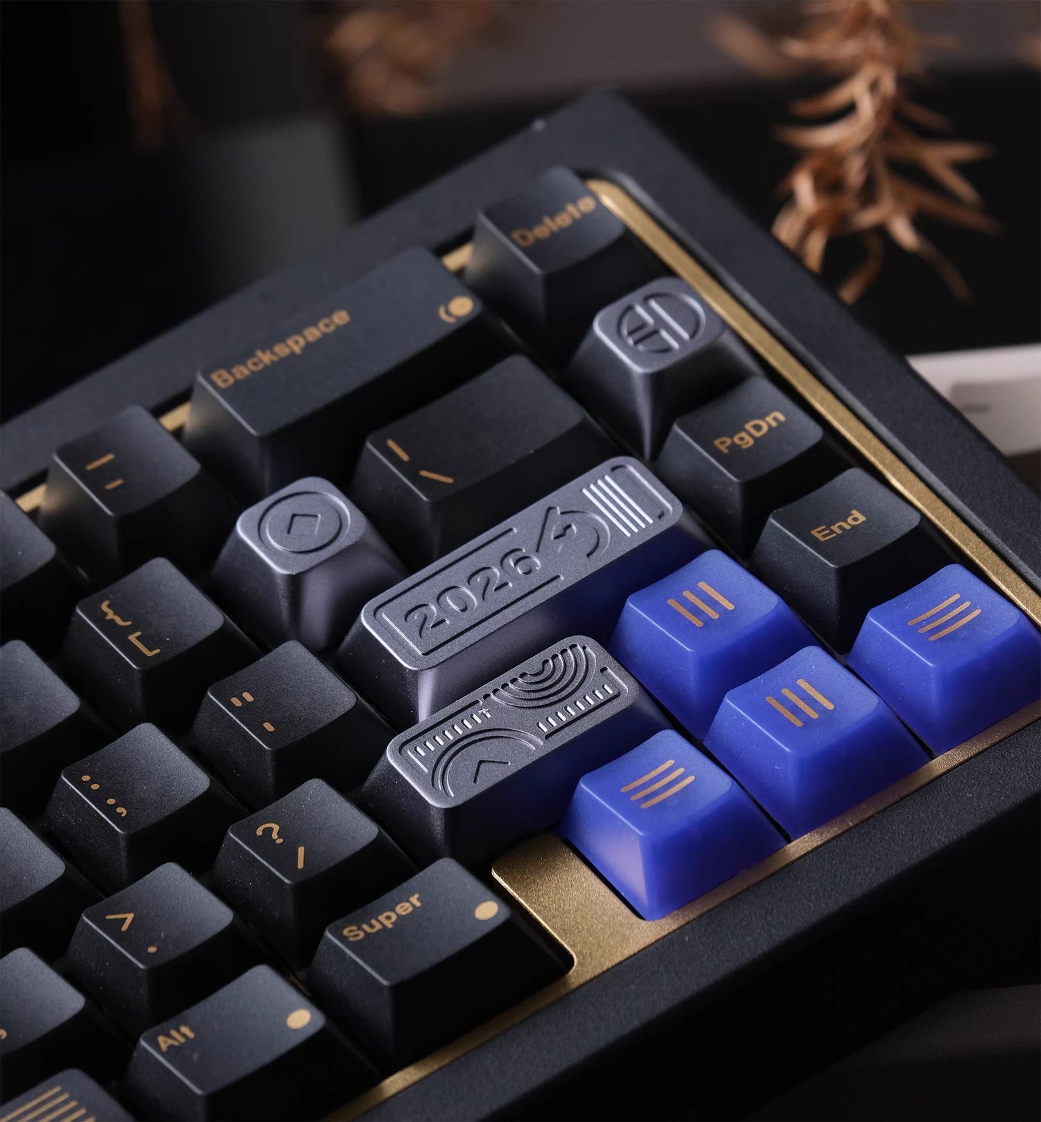 Aluminum alloy personalized keycaps, Year of the Horse commemorative edition, simple modular directional keys, metal material decorative keycaps