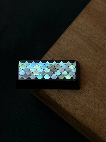 Purple sandalwood inlaid shell keycaps, 2.25U handmade customized personalized keycaps, simple cultural and creative colorful pearl shells+wooden keycaps, mechanical keyboard art decoration keycaps