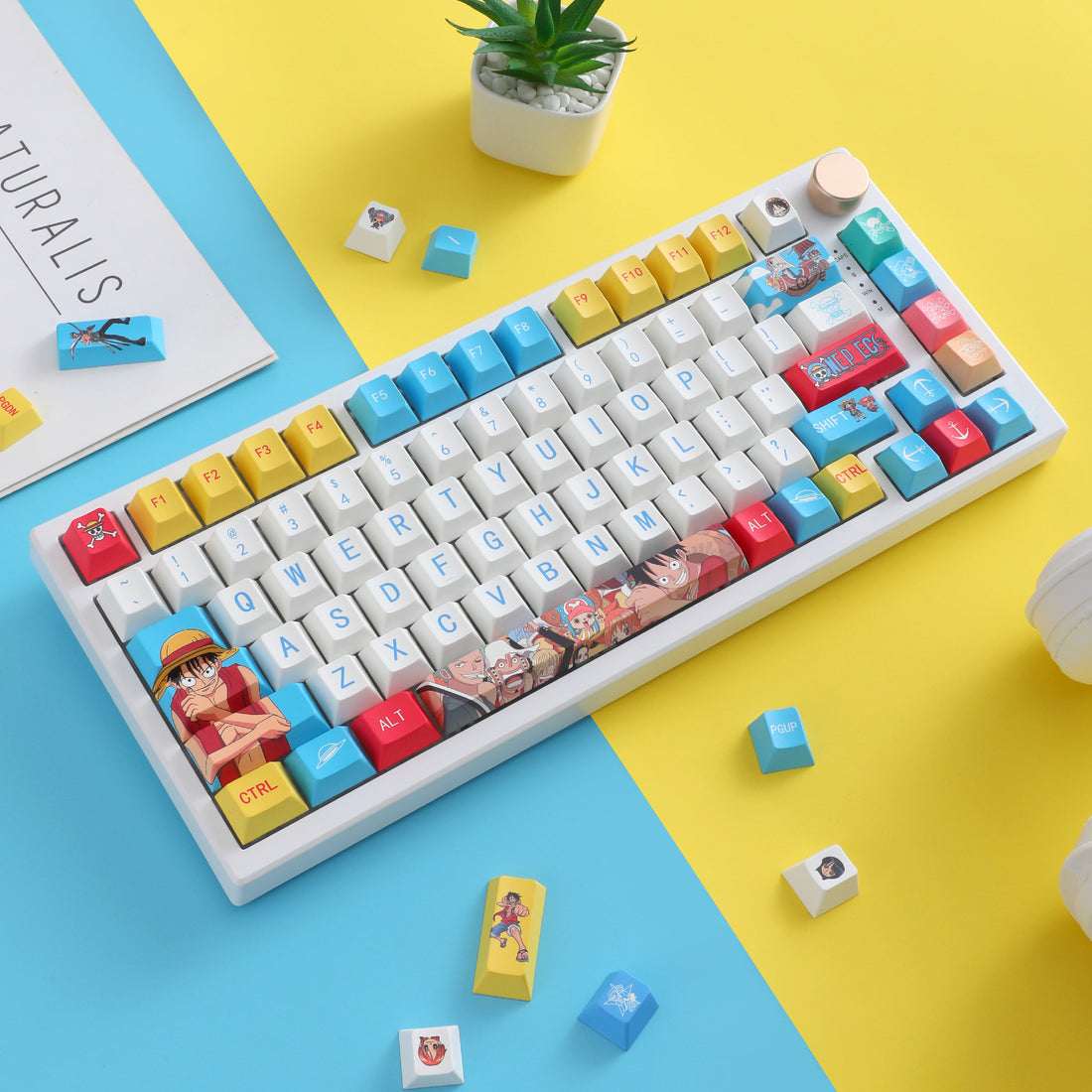 One Piece theme design, PBT material, sublimation process, large characters, personalized keycaps, mechanical keyboard decorative art keycaps
