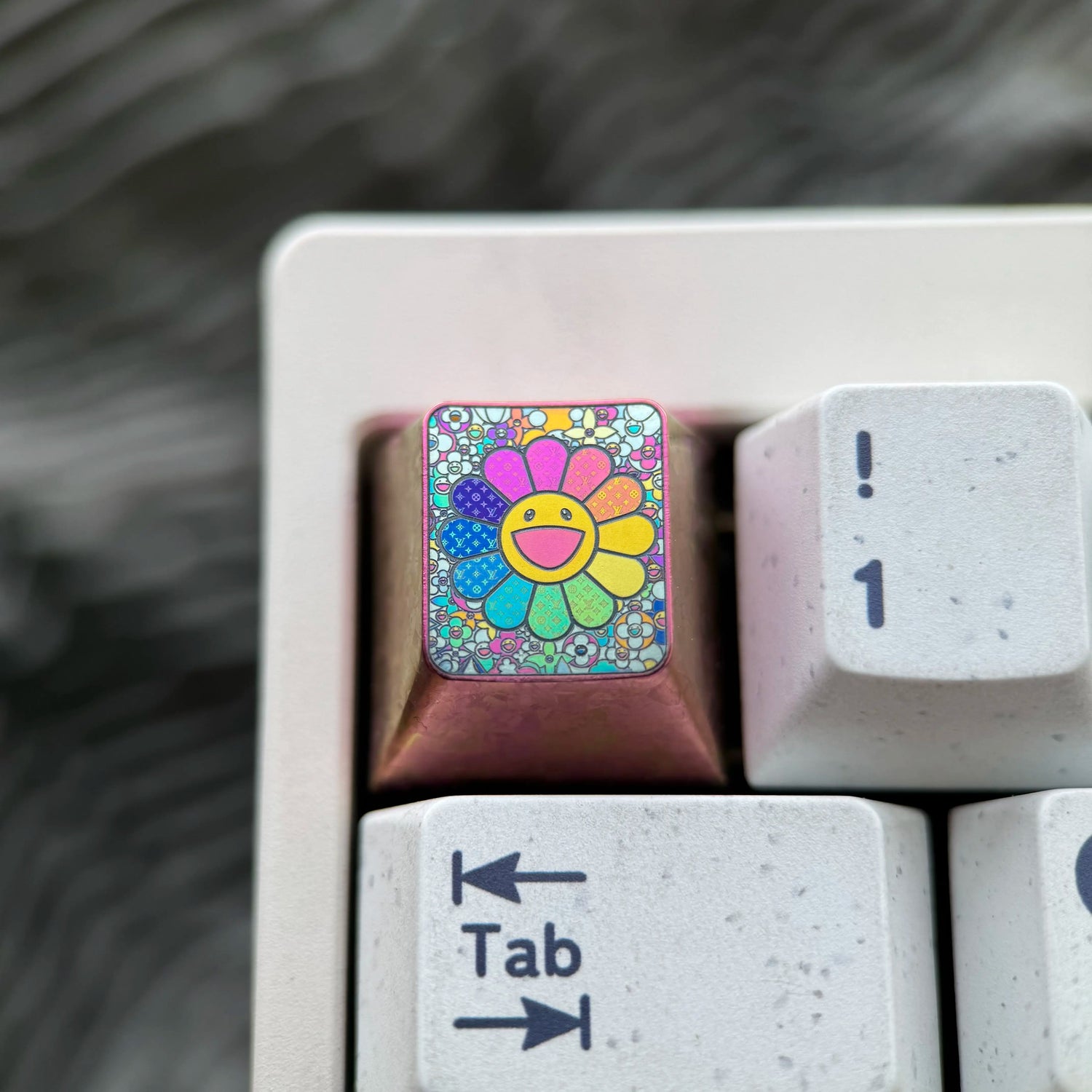 Sunflower, Sunflower series 14 models to choose from, 1U titanium alloy personalized keycaps, fashionable and trendy items, mechanical keyboard artistic decorative keycaps.