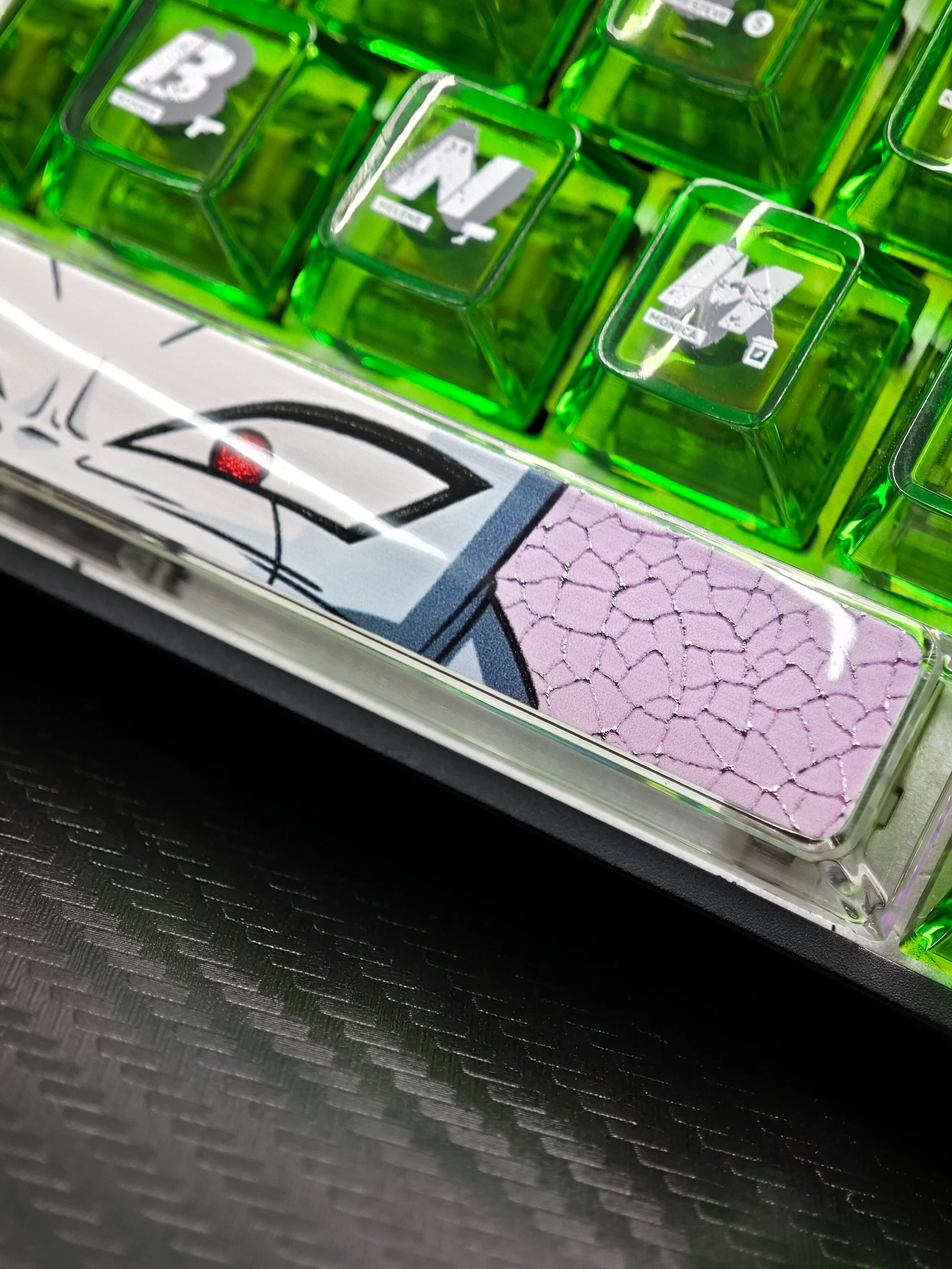 Dragon Ball, Frieza theme, Eyegaze spacebar design, 6.25 U spacebar, PC crystal resin gilded personalized keycaps, anime creative cultural peripheral products, decorative keycaps