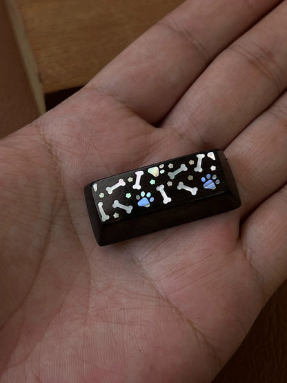 Purple sandalwood inlaid shell keycaps, 2.25U handmade customized personalized keycaps, simple cultural and creative colorful pearl shells+wooden keycaps, mechanical keyboard art decoration keycaps
