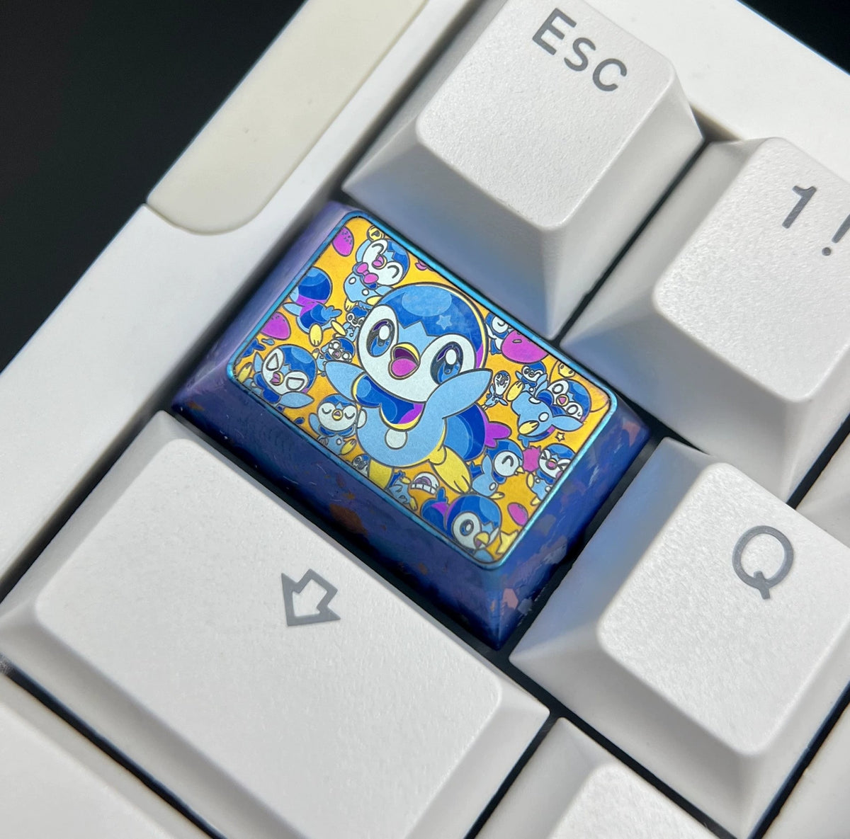 Pok é mon, Piplup 1.5 U/1.75U titanium alloy personalized keycaps, mechanical keyboard metal decorative keycaps, anime and game culture peripheral keycaps