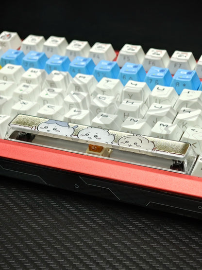 Chiikawa theme, 6.25U spacebar, PC crystal resin gilded personalized keycaps, anime creative cultural peripheral products, decorative keycaps