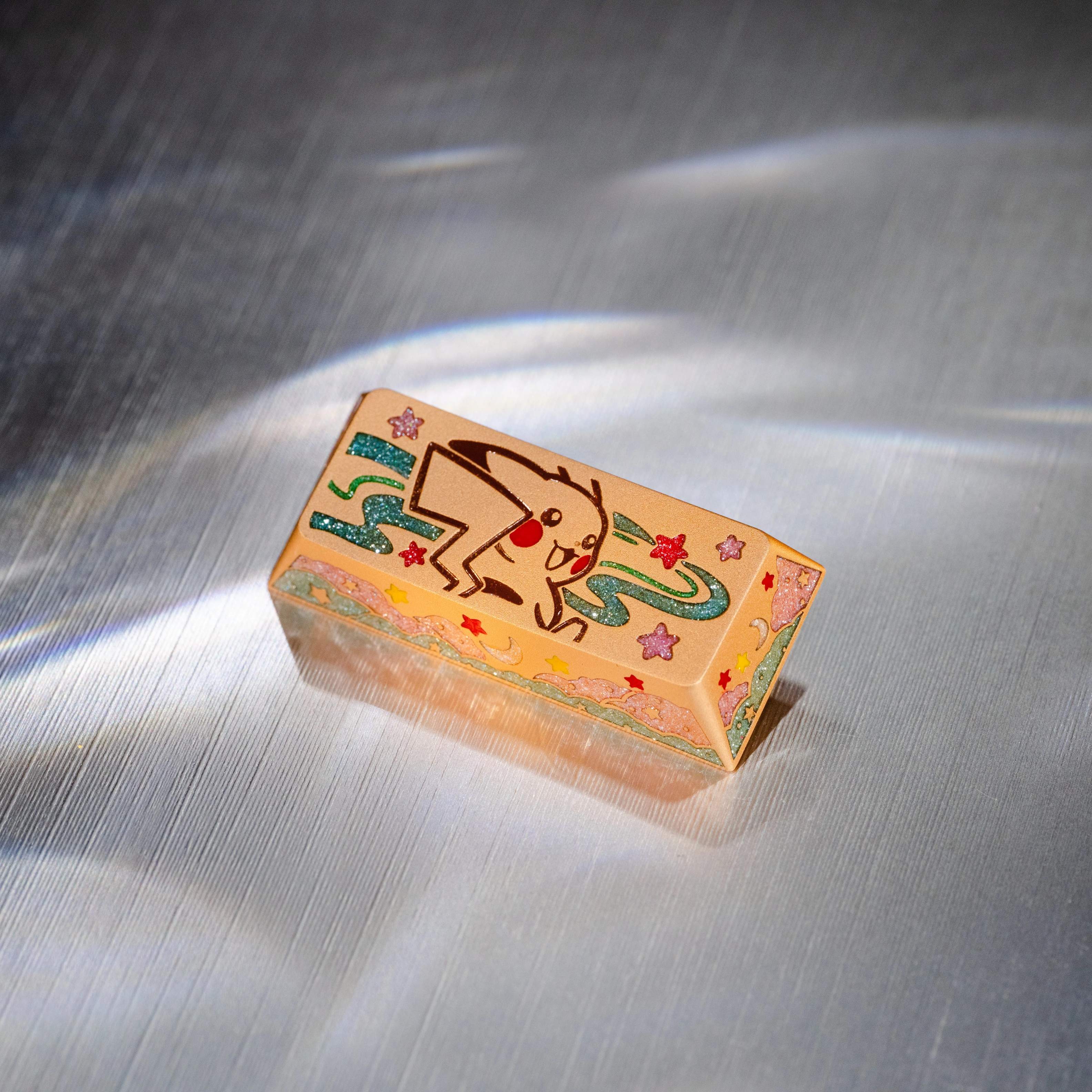 Pok é mon series, Pikachu themed design, keycaps made of aluminum alloy material CNC integrated precision machining personalized keycaps, mechanical keyboard decorative keycaps