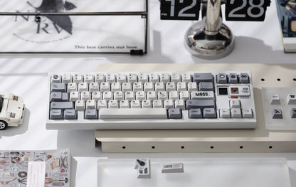 SPACE CRISIS  themed design, MOSS creative keycap set, PBT material personalized keycap set, mechanical keyboard replacement decorative keycaps, compatible with 61/64/68/75/84/87/104 key mechanical keyboard