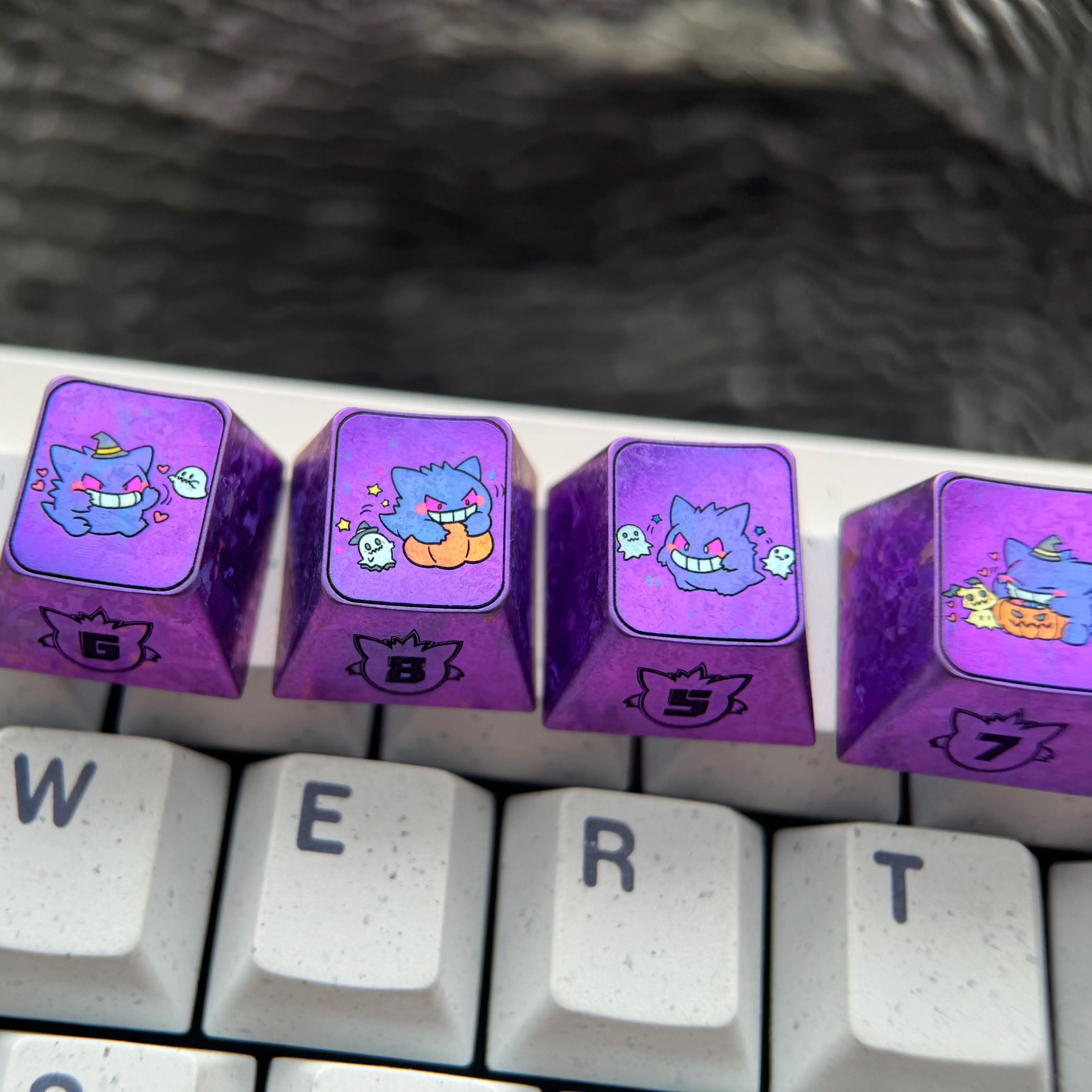 Pok é mon series, gengar themed R4 height, numerical range of 1-0, titanium alloy personalized keycaps, anime and game creative decorative keycaps