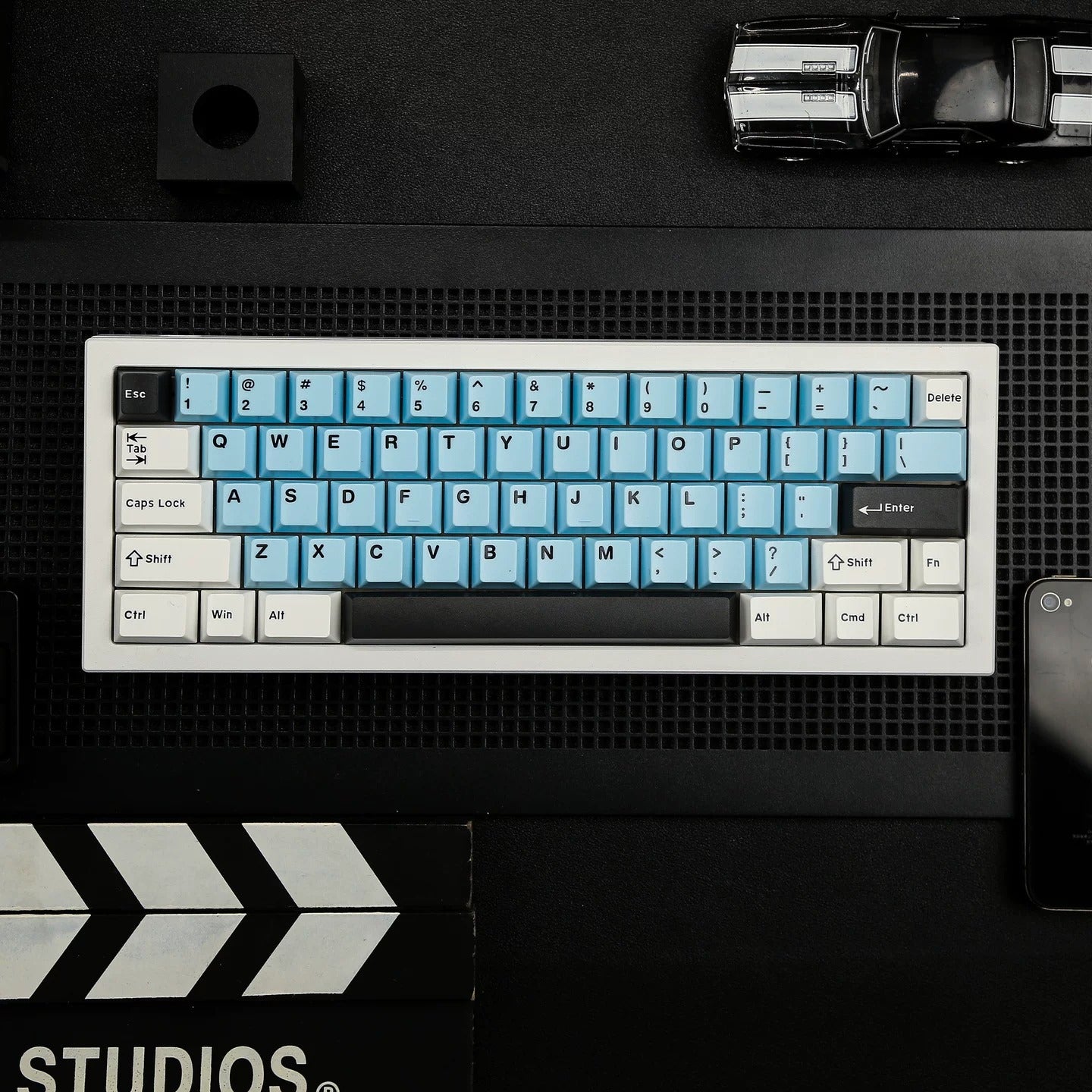 Cloud and Rain Theme Design Keycap Set, PBT Double Color Injection Molding  Personalized Keycap Set, Compatible with 61/64/68/75/84/87/104 Key Mechanical Keyboard