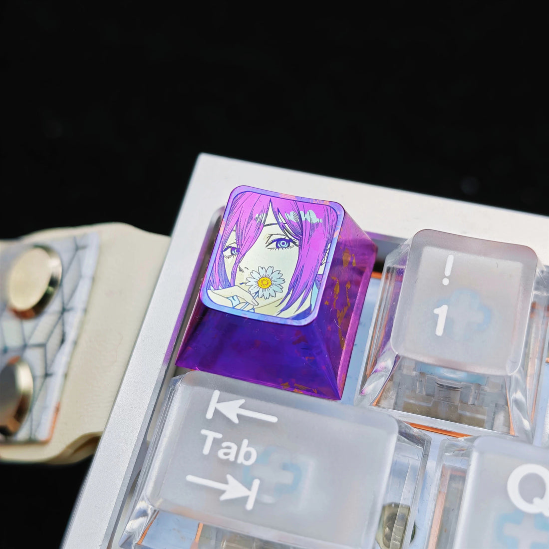 Chainsaw Man, Reze themed design, 1U titanium alloy decorative keycaps, anime, gaming, cultural and creative peripheral products, mechanical keyboards, metal personalized keycaps