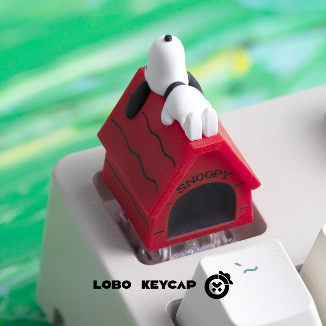Snoopy， Multi colored resin molded personalized keycaps, artisankeycaps， Fairy Tale Cartoon Creative Decorative Art Keycaps