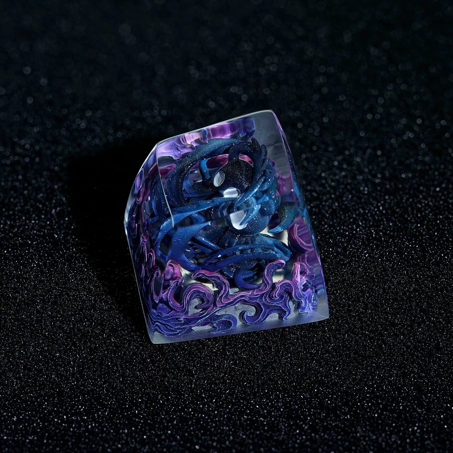 Hollow Knight Void Knight Personalized Transparent Crystal Resin Personalized Keycaps, Mechanical Keyboard Creative Decorative Keycaps Artissankeycaps