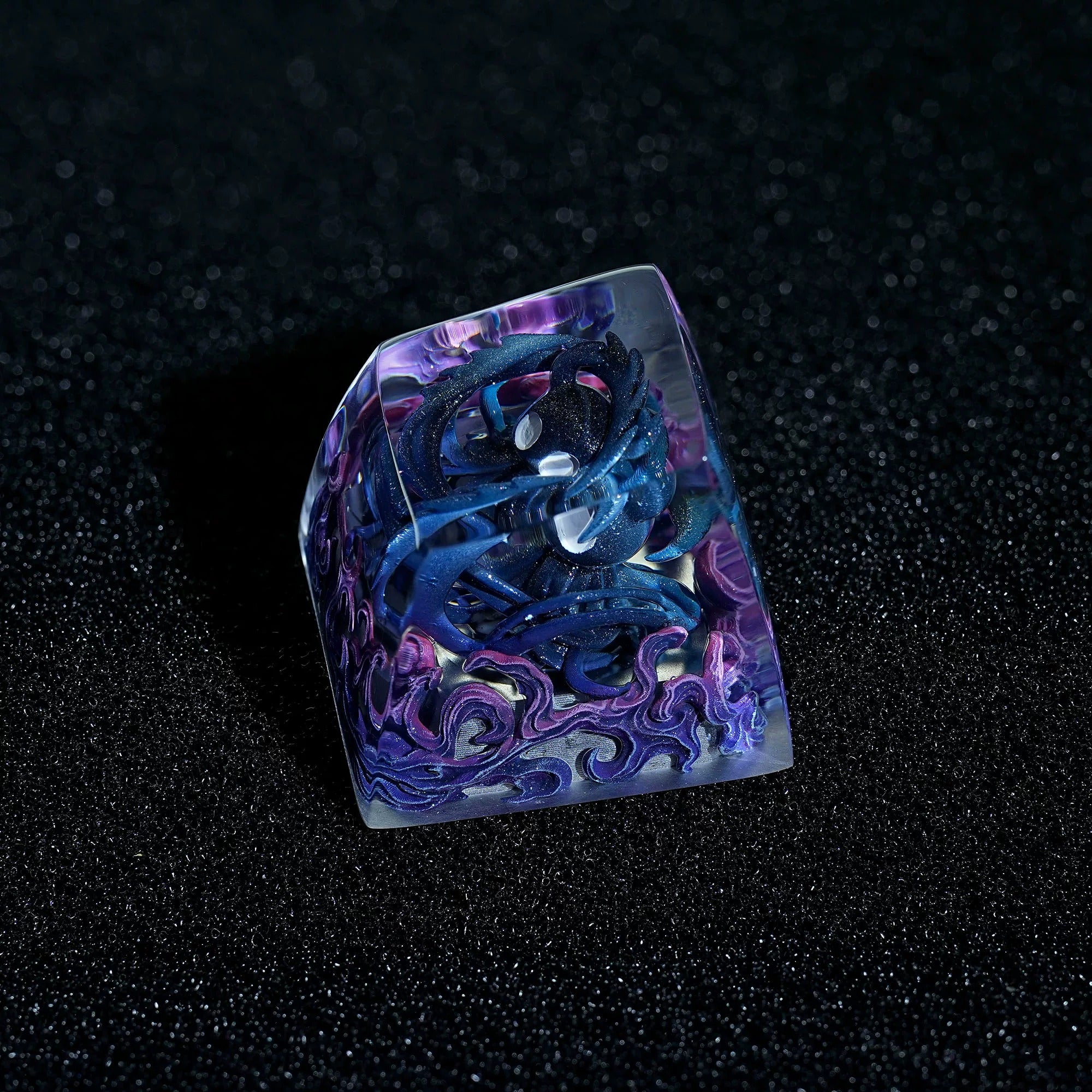 Hollow Knight Void Knight Personalized Transparent Crystal Resin Personalized Keycaps, Mechanical Keyboard Creative Decorative Keycaps Artissankeycaps