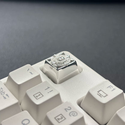 Retro cross-pattern keycaps, openwork Gothic-style metal-accented keycaps, unique silver/copper keycaps, and trendy, artistic keycaps for mechanical keyboards.