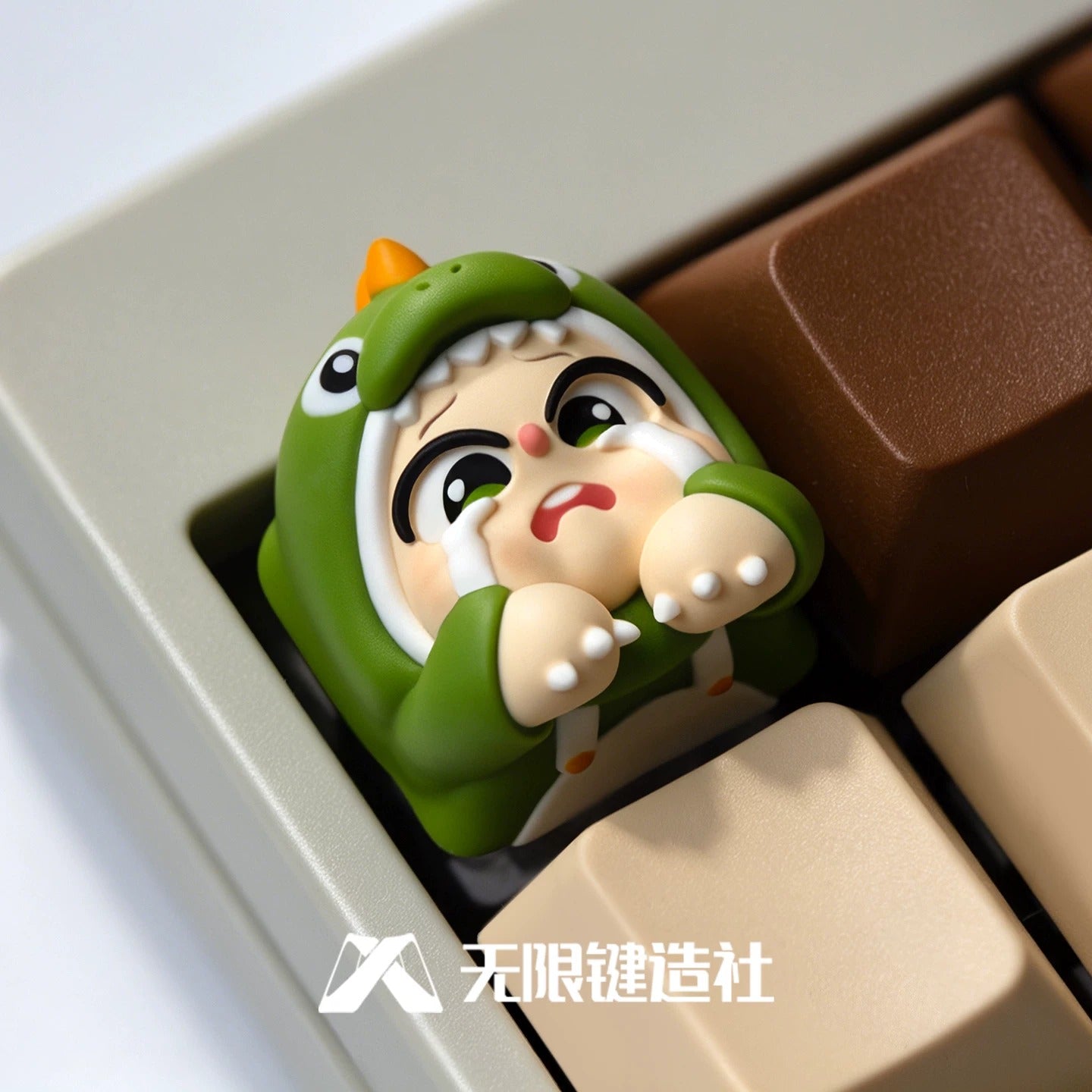 crybaby， Multi colored resin molded personalized keycaps, cute cartoon shaped resin keycaps, mechanical keyboard cartoon image decorative keycaps
