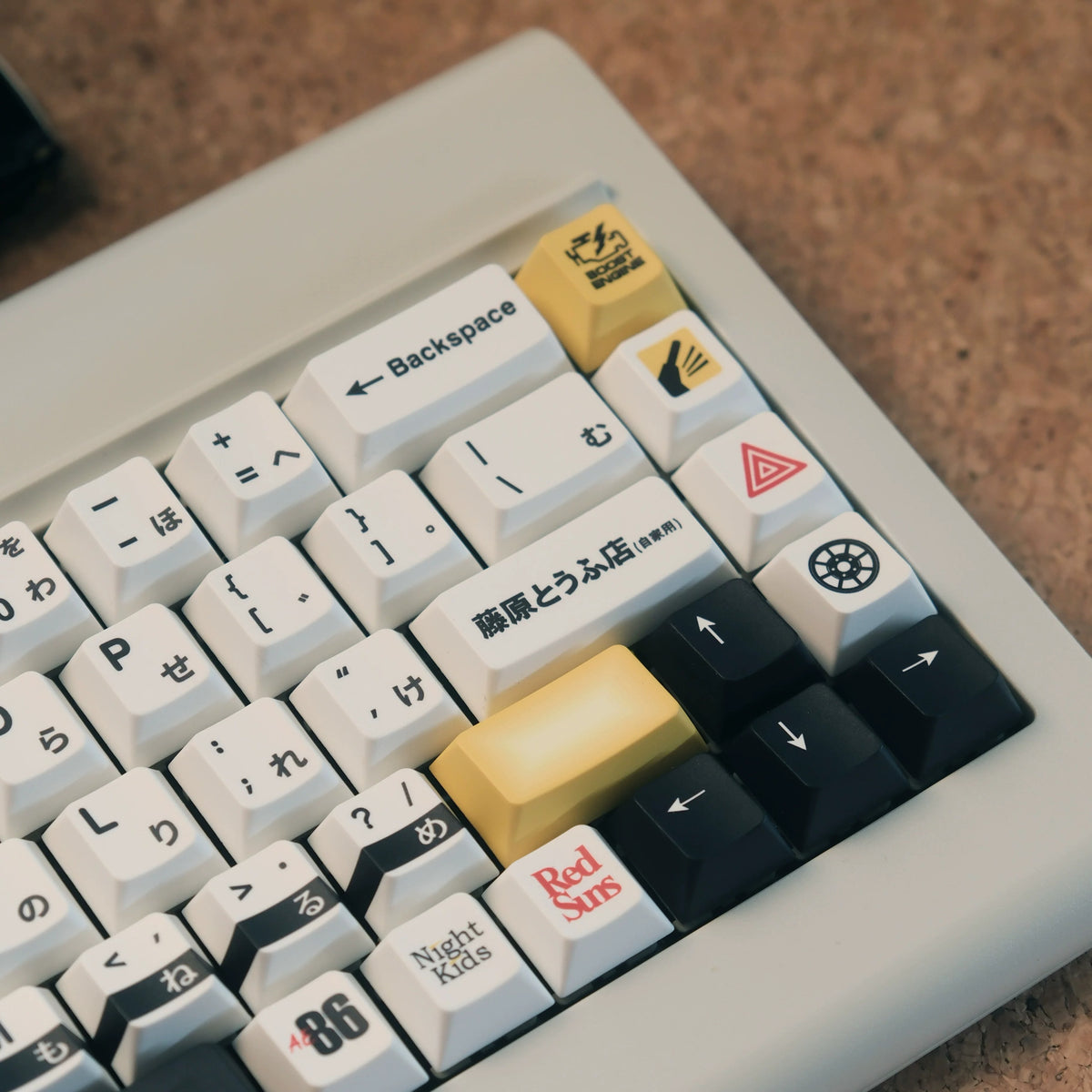 Initial D，AE86，PBT material personalized keycap set, anime keycap culture peripheral mechanical keyboard decoration keycaps， Compatible with 61/64/68/75/84/87/104 key mechanical keyboard keycap set