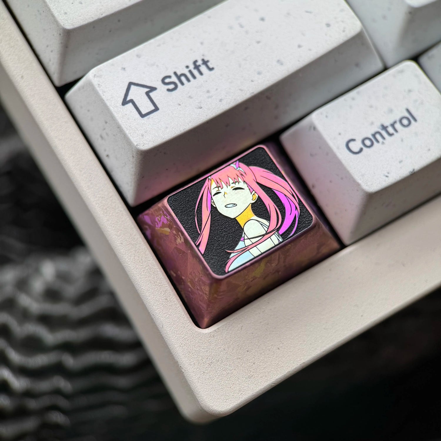 DARLING in the FRANXX, Zero Two theme, 1.25U titanium alloy personalized keycaps, anime and game metal art keycaps, mechanical keyboard decorative keycaps
