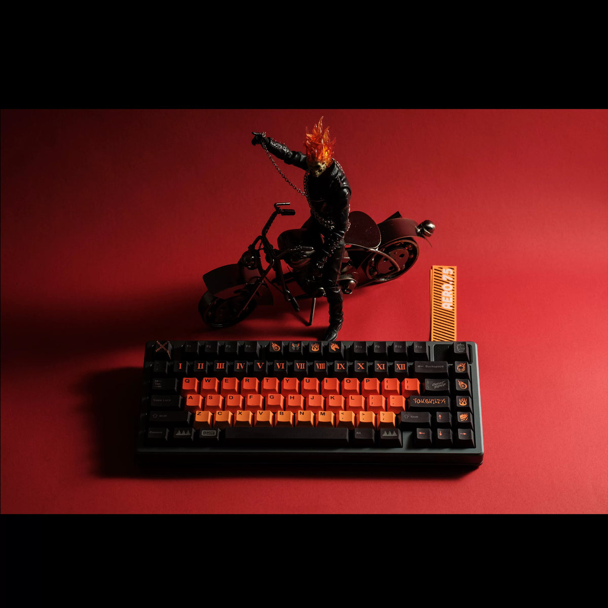 Ghost Rider  PBT material creative keycap set, mechanical keyboard decorative keycaps, Anime, games, movies, creative peripherals, artistic keycaps, Compatible with 61/64/68/75/84/87/104 key mechanical keyboard keycap set