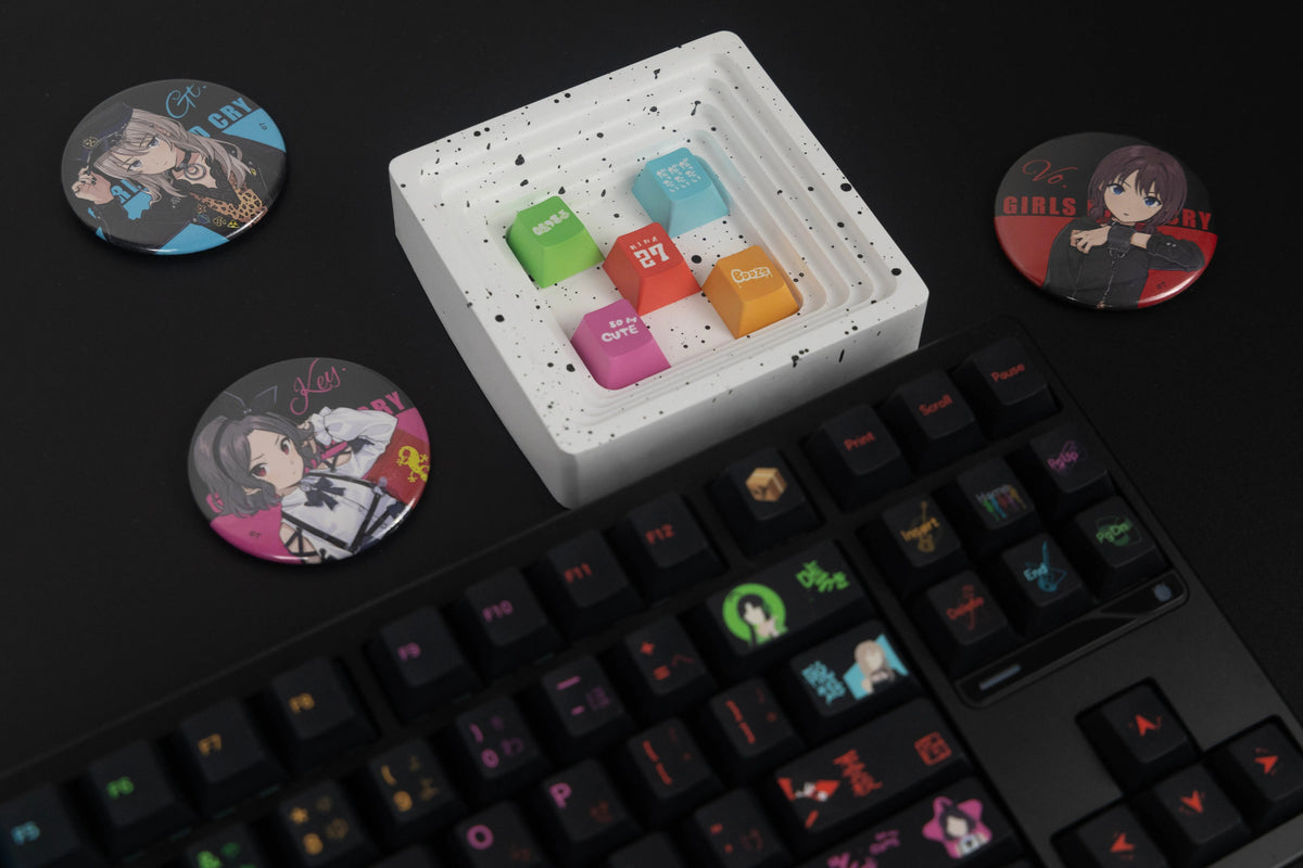 girls band cry Theme PBT material personalized key cap set, animation game culture creative decoration key cap set, compatible with 61/64/68/75/84/87/104 key mechanical keyboard