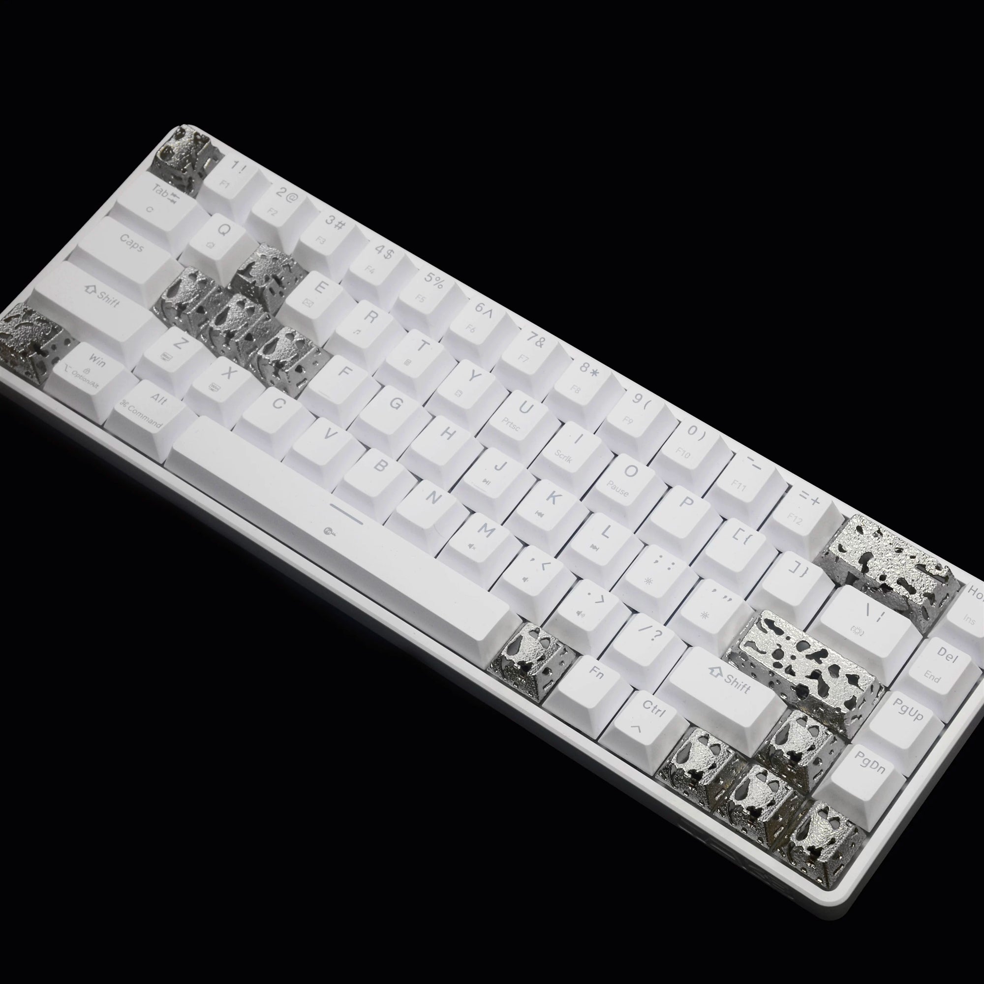 Hollow corrosion design, metal copper personalized keycaps, non-ferrous metal creative mechanical keyboard keycaps, computer desktop with decorative keycaps