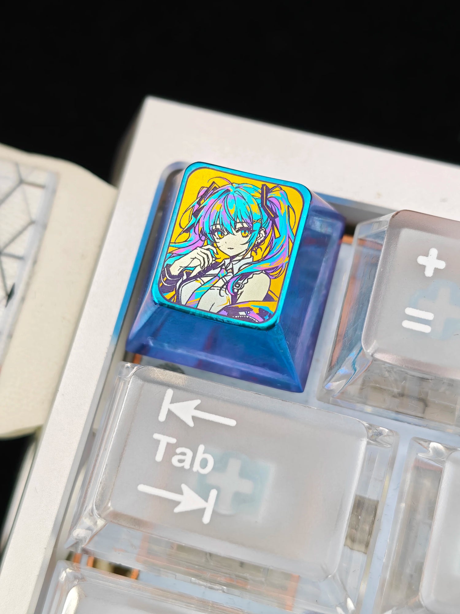 Hatsune Miku, yellow background, colorful 1 U titanium alloy personalized keycaps, anime and game culture creative art keycaps, mechanical keyboard decorative keycaps