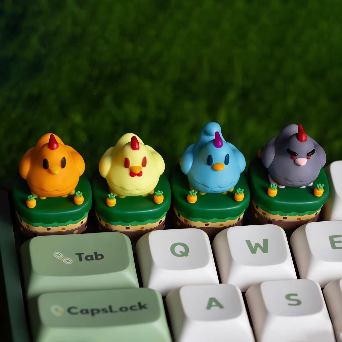 Stardew Valley， Pet chicken multi-color resin molded personalized keycaps, creative decorative keycaps for anime, gaming, and cultural peripherals