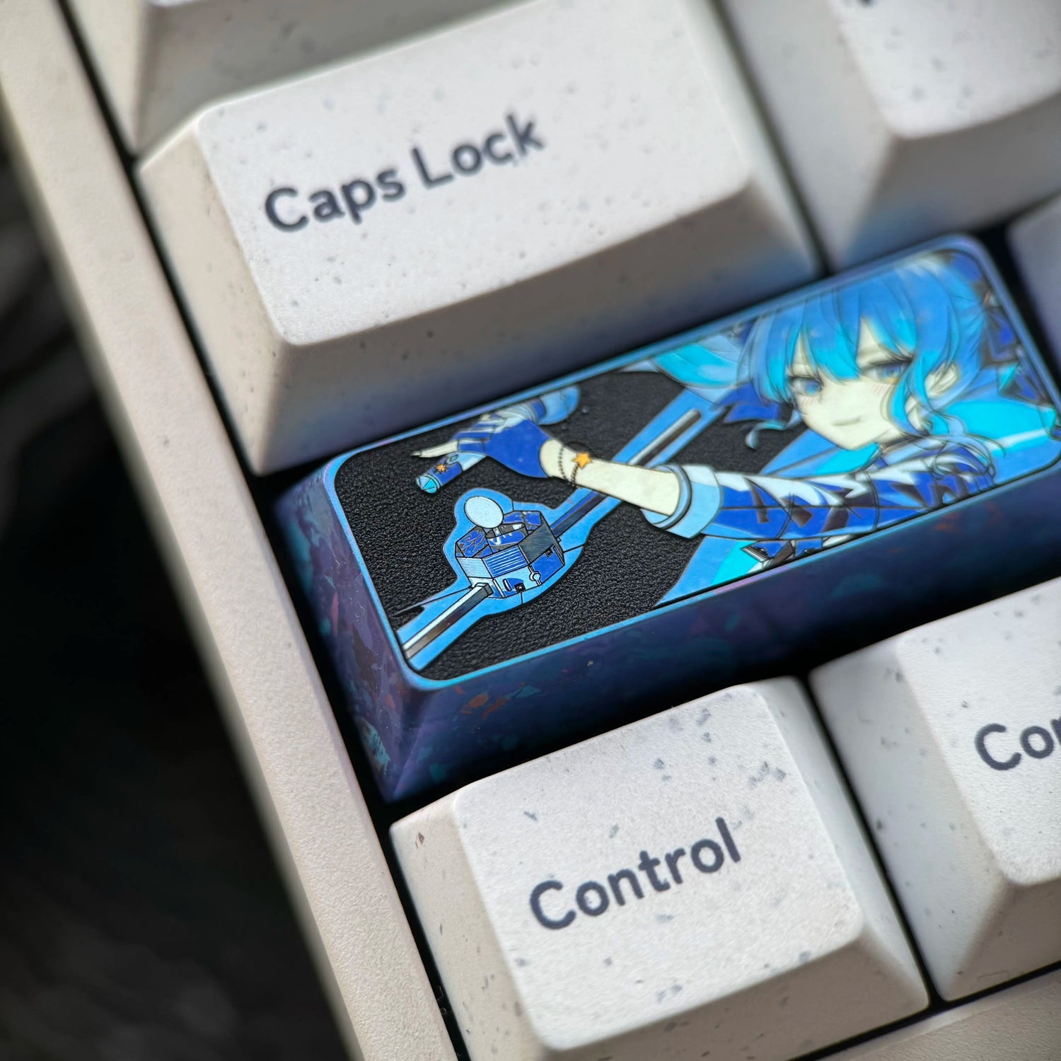 Hoshimachi Suisei， 2.25U titanium alloy personalized keycaps, metal carved decorative keycaps