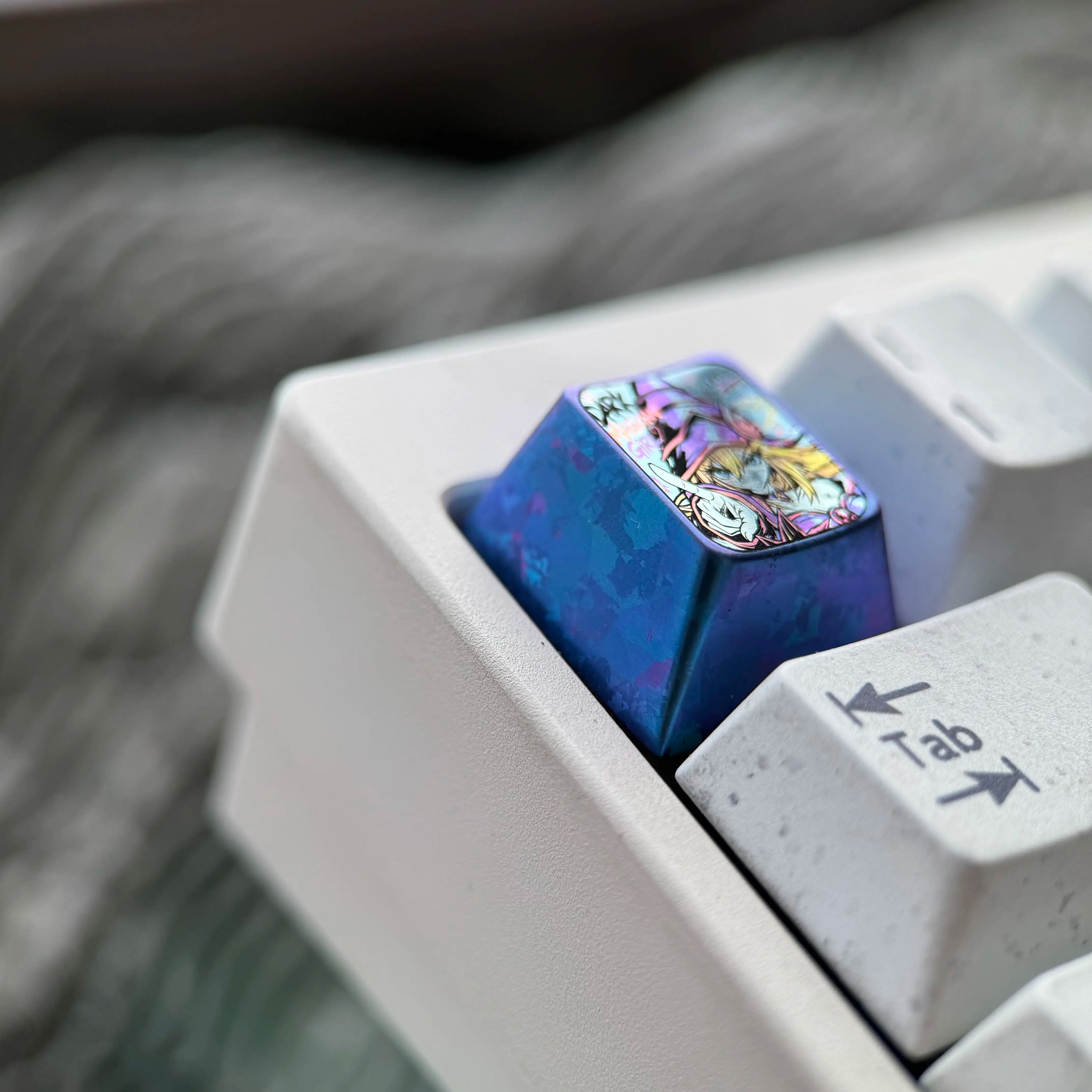 Yu-Gi-Oh! ， Black Magician Girl, 1U titanium alloy personalized keycaps, anime and game cultural creative keycaps, mechanical keyboard decorative keycaps