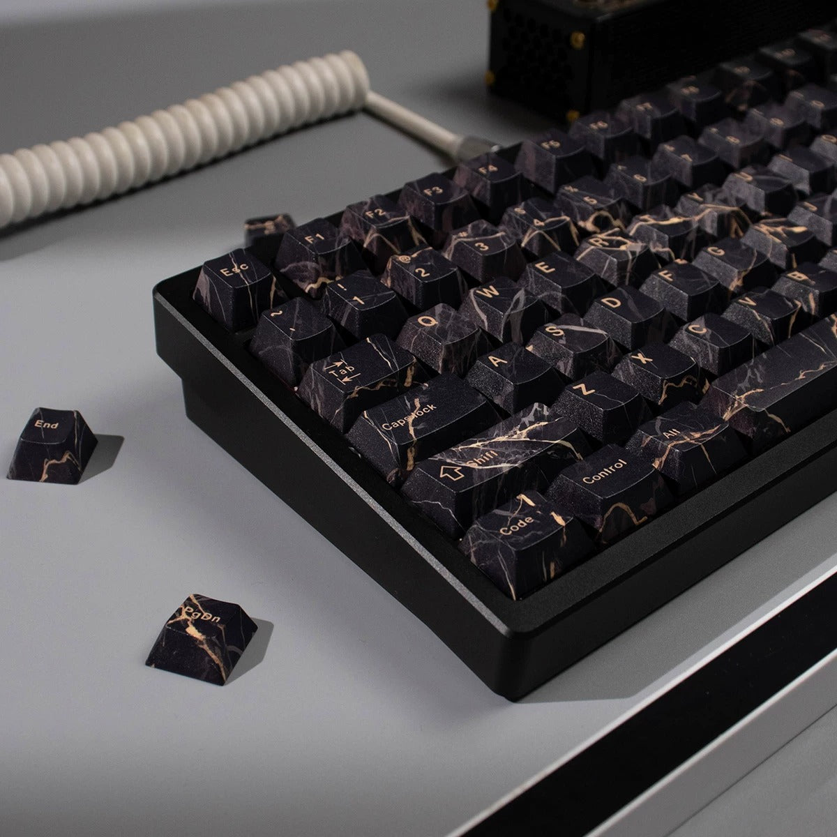 Minimally designed marble patterned keycap set, PBT Material Personalized Keycap Set, Compatible with 61/64/68/75/84/87/104 Key Mechanical Keyboard