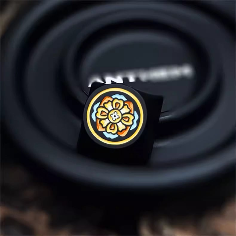 Designs of composite flowers, aluminum alloy metal keycaps, Chinese style personalized keycaps, mechanical keyboard decorations, keycaps