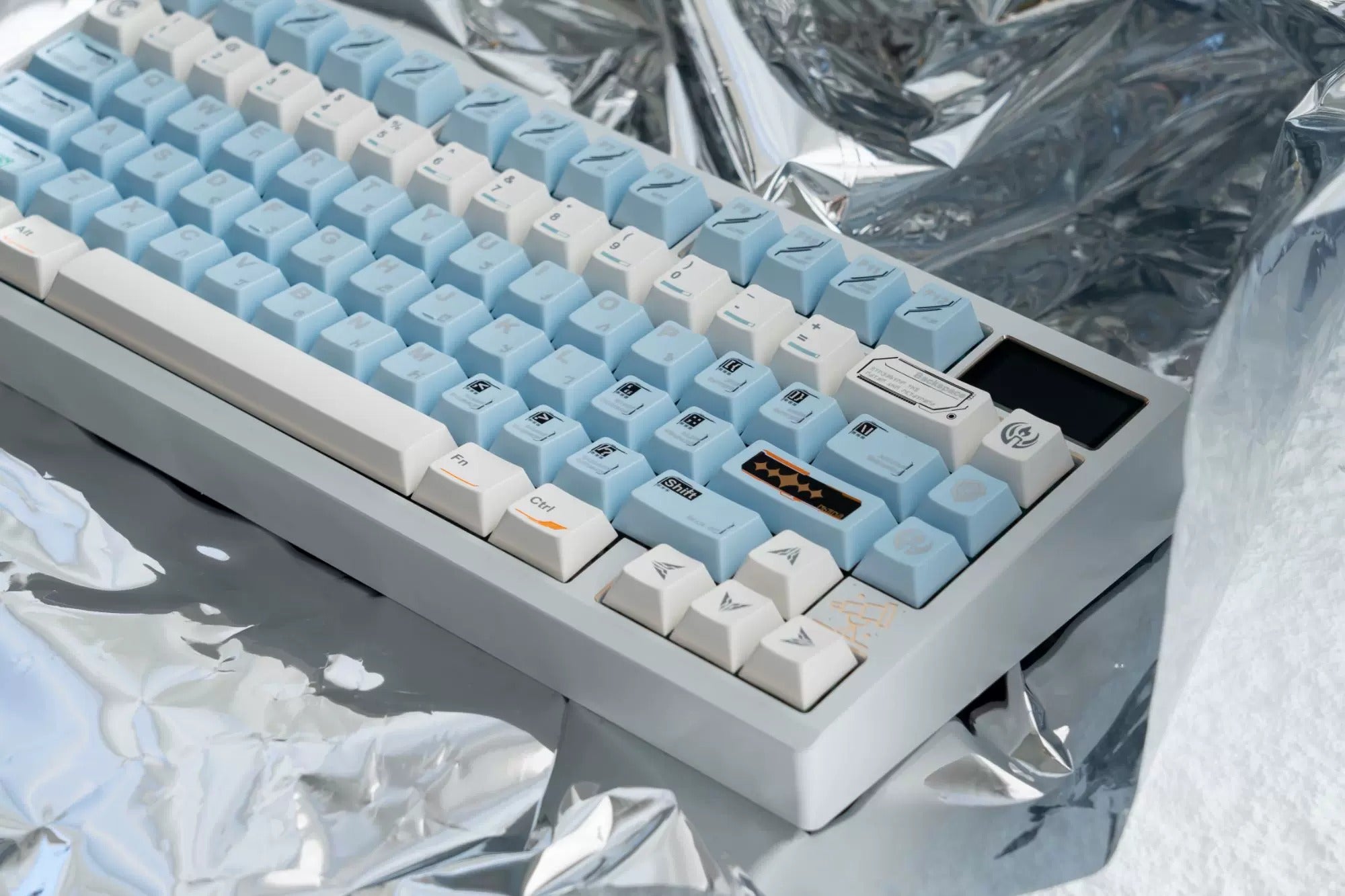 Space Station Theme SpaceStation Mechanical Keyboard Keycaps in Blue and White Color, Original Factory Height PBT Material Decorative Keycap Set