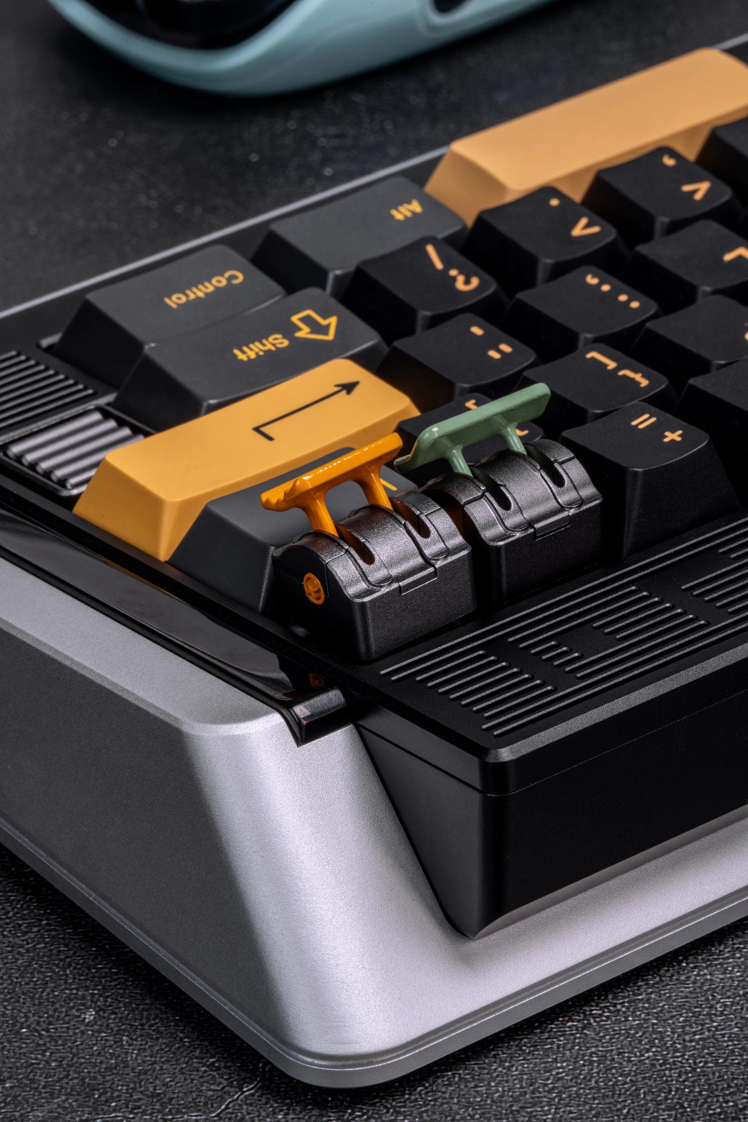 Industrial style, pusher+wave grille, aluminum alloy metal anode personalized keycaps, mechanical keyboard industrial decorative keycaps