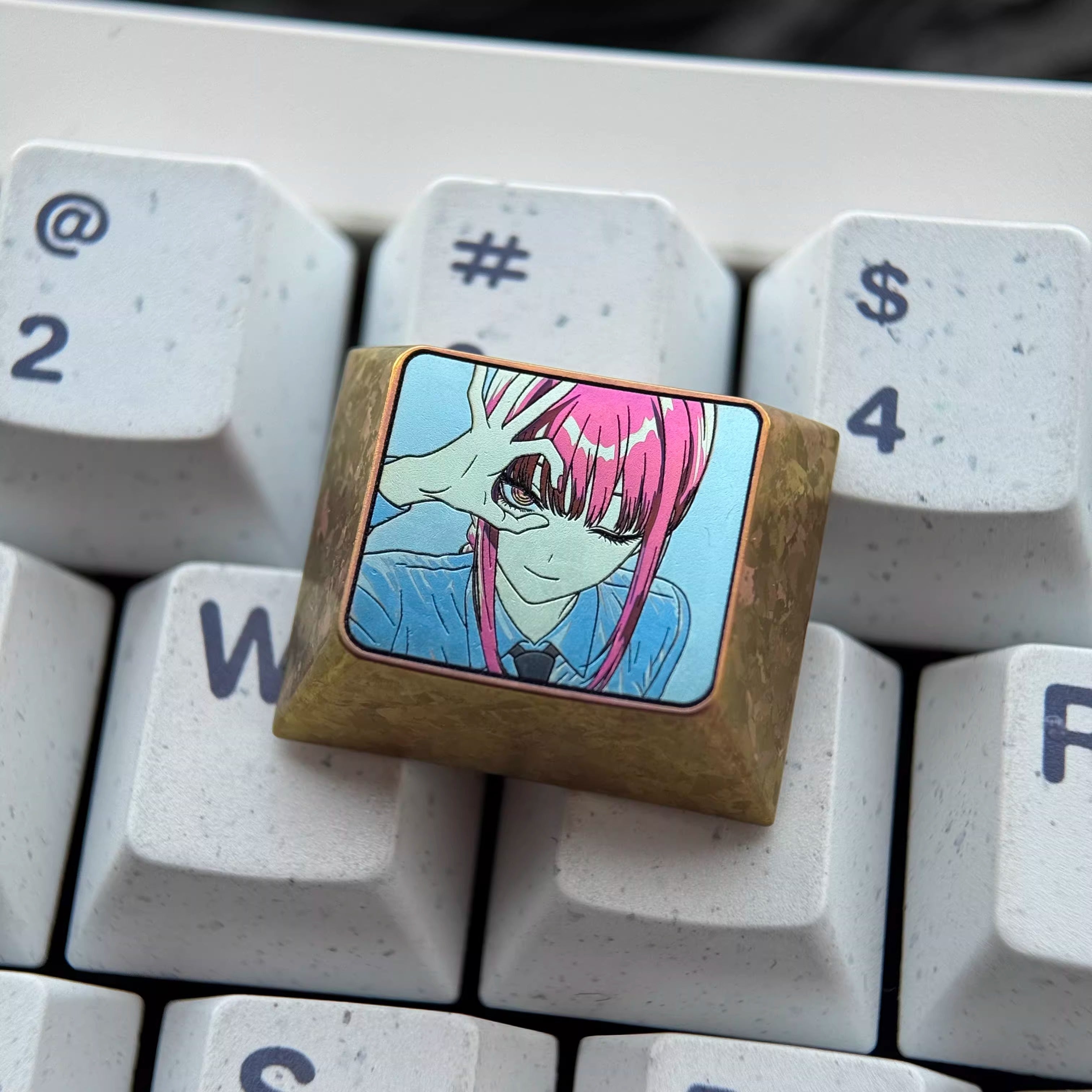 Chainsaw Man series, Makima, 1.25U titanium alloy personalized keycaps, anime and game culture creative decorative keycaps