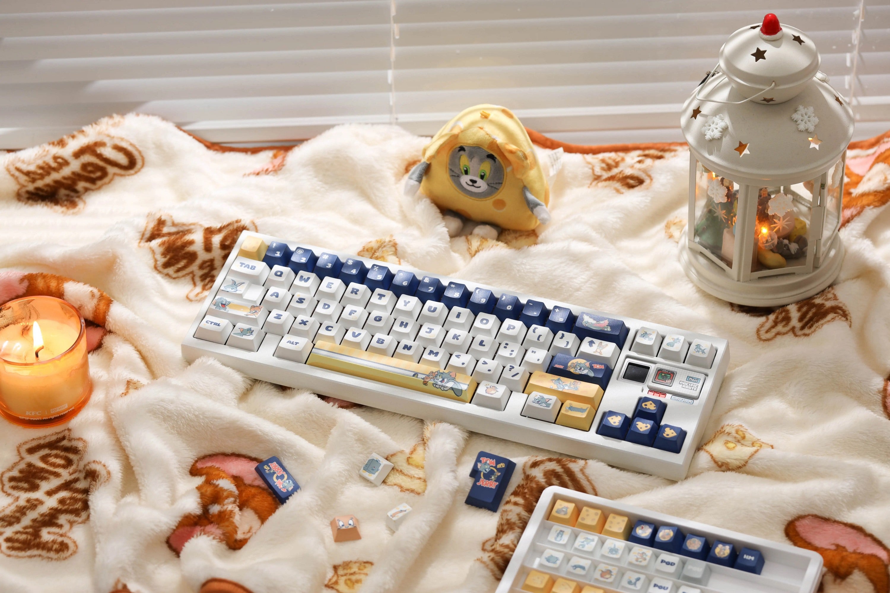 Tom and Jerry Theme Keycaps -155 Keys - Original High PBT Thermal Sublimation Decorative Keycap Set