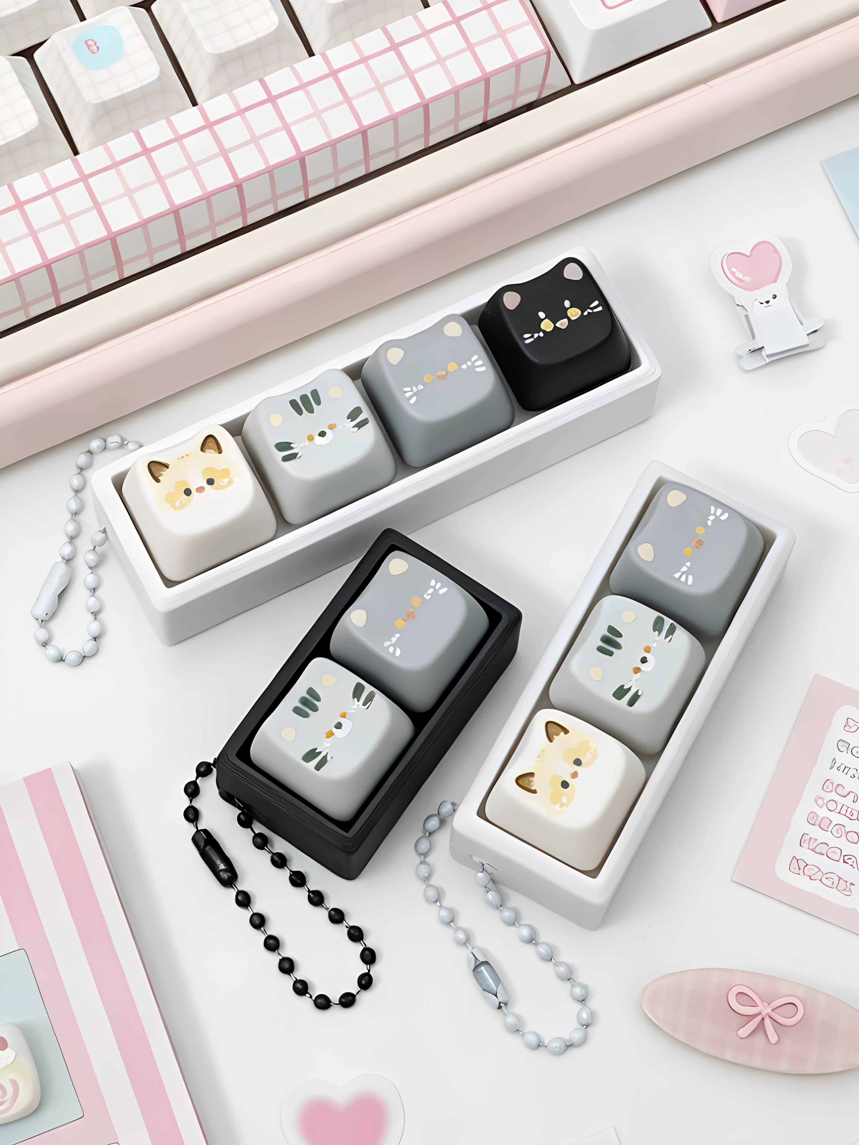 Cute cat switch tester, keycap keychain, cat themed keycap switch