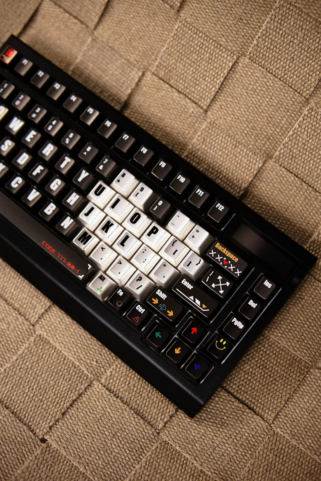 Original design "Code 00-1" metal set with personalized keycap electroplating coating compatible with ROG Extreme ASUS estore/Angry Miao/Razer