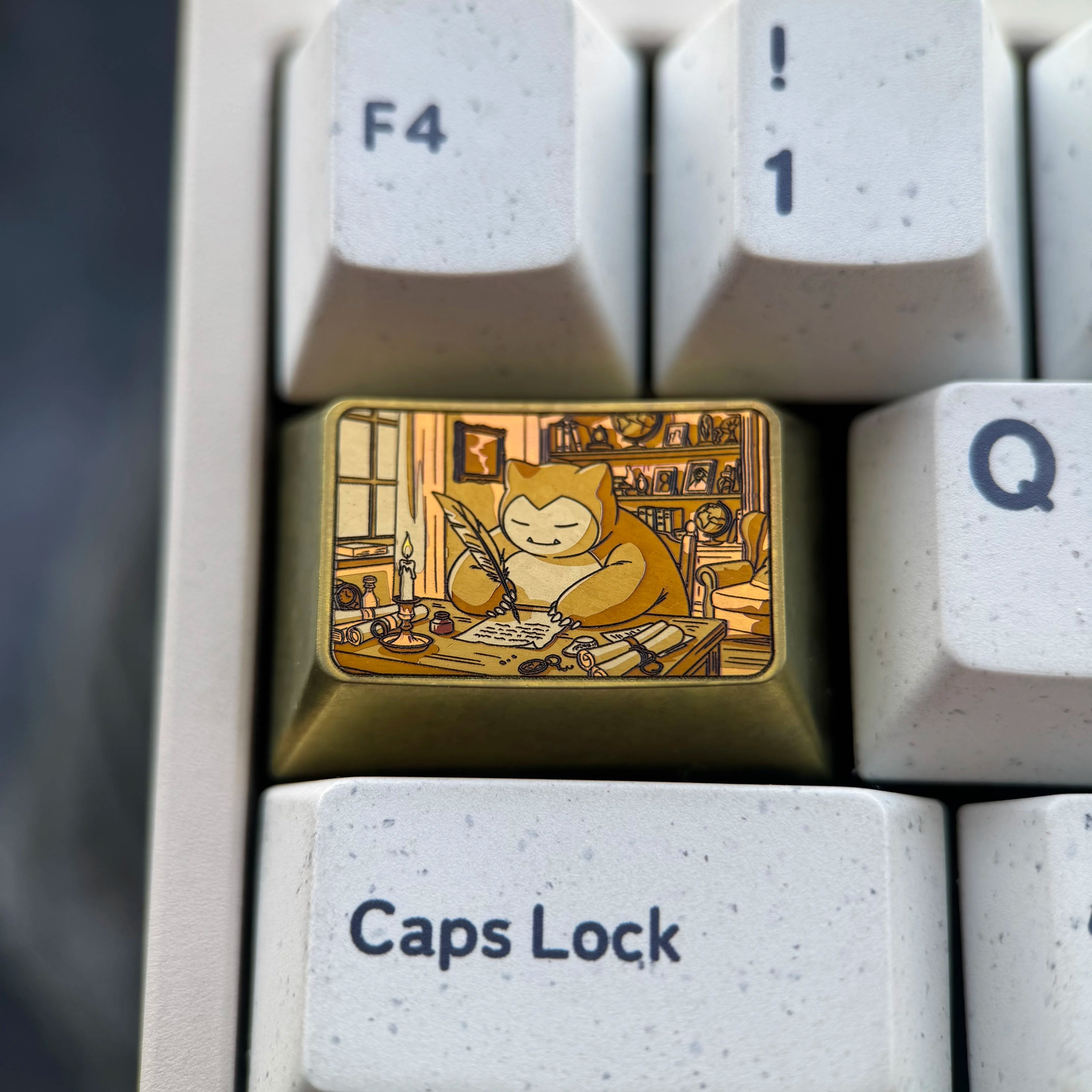 Pok é mon alloy series, gold Snorlax, 1.5U titanium alloy personalized keycaps, anime game culture innovation metal decorative keycaps
