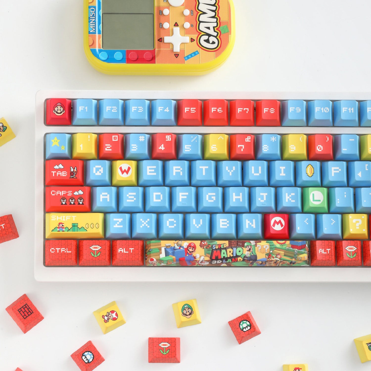 Super Mario themed design, PBT material, sublimation craftsmanship, personalized keycaps, mechanical keyboard decorative art keycaps