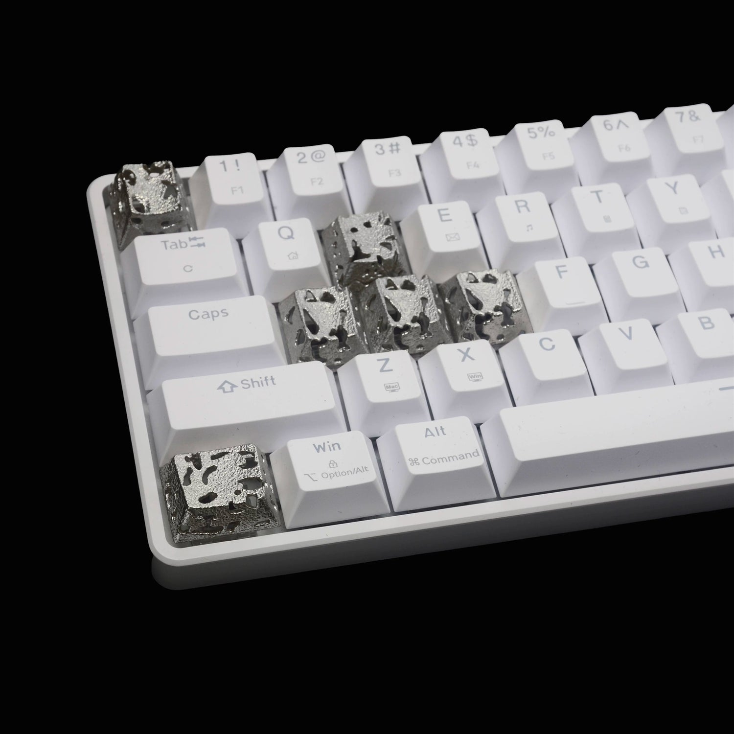 Hollow corrosion design, metal copper personalized keycaps, non-ferrous metal creative mechanical keyboard keycaps, computer desktop with decorative keycaps