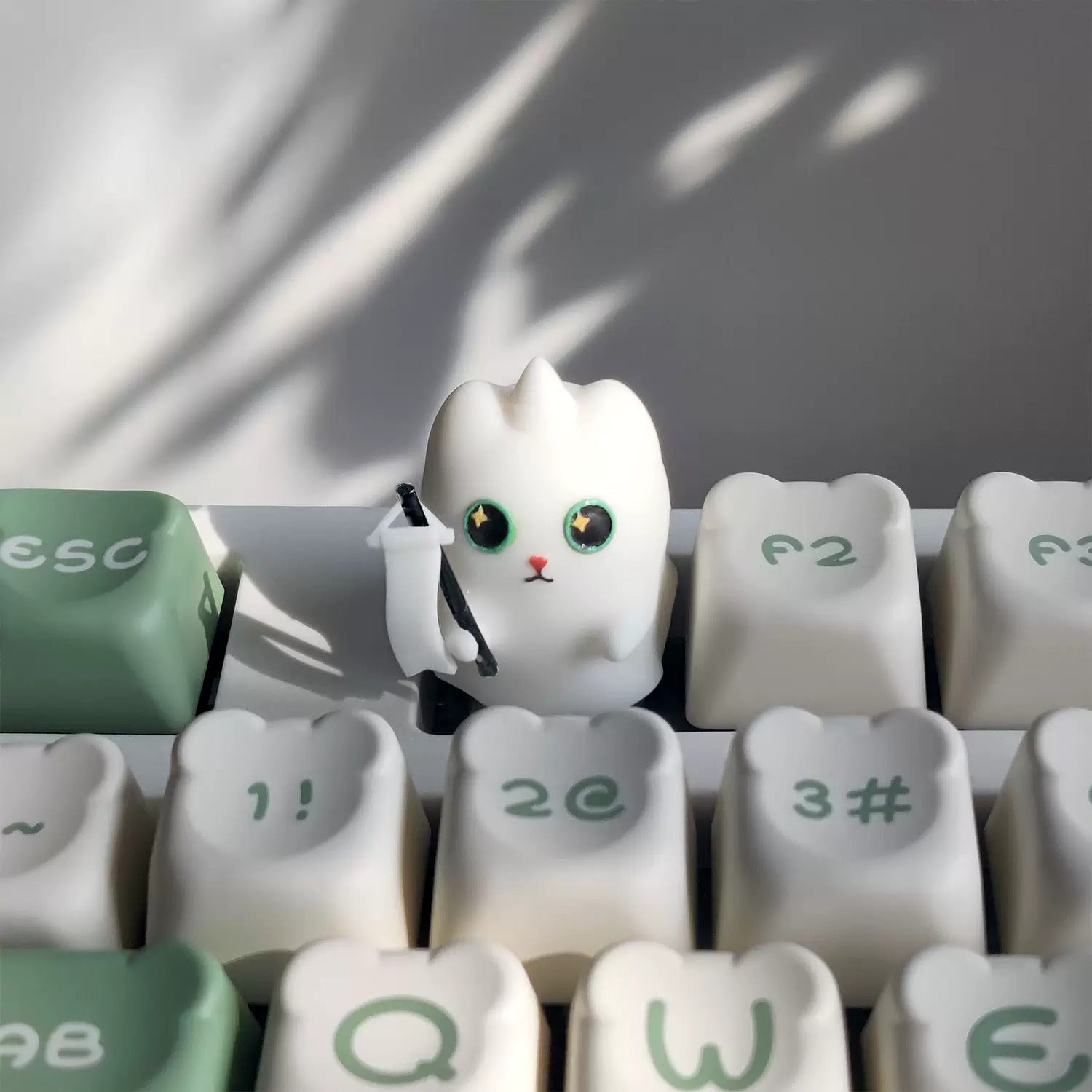 Ghost Cat, multi-color resin molding, handmade personalized keycaps, cartoon cat image creative mechanical keyboard decoration keycaps
