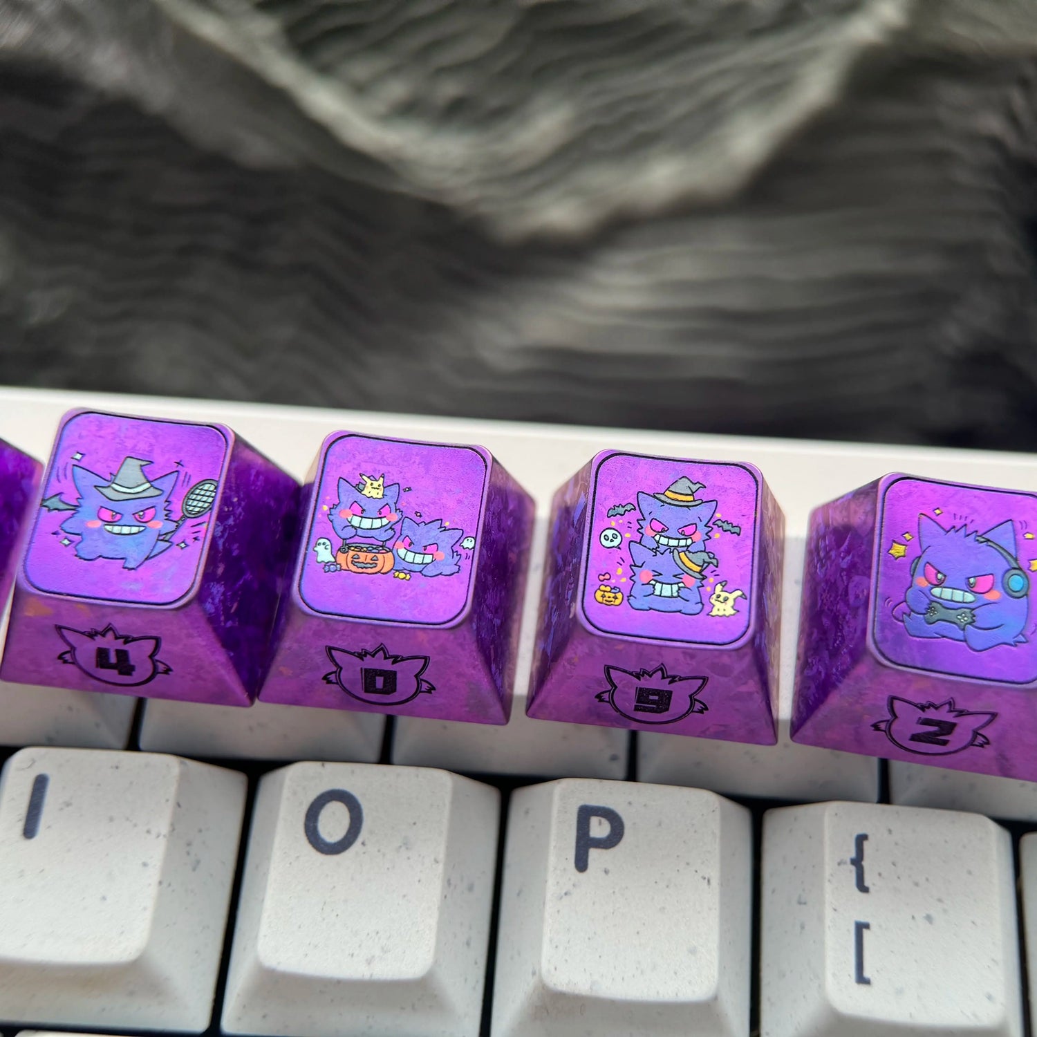Pok é mon series, gengar themed R4 height, numerical range of 1-0, titanium alloy personalized keycaps, anime and game creative decorative keycaps