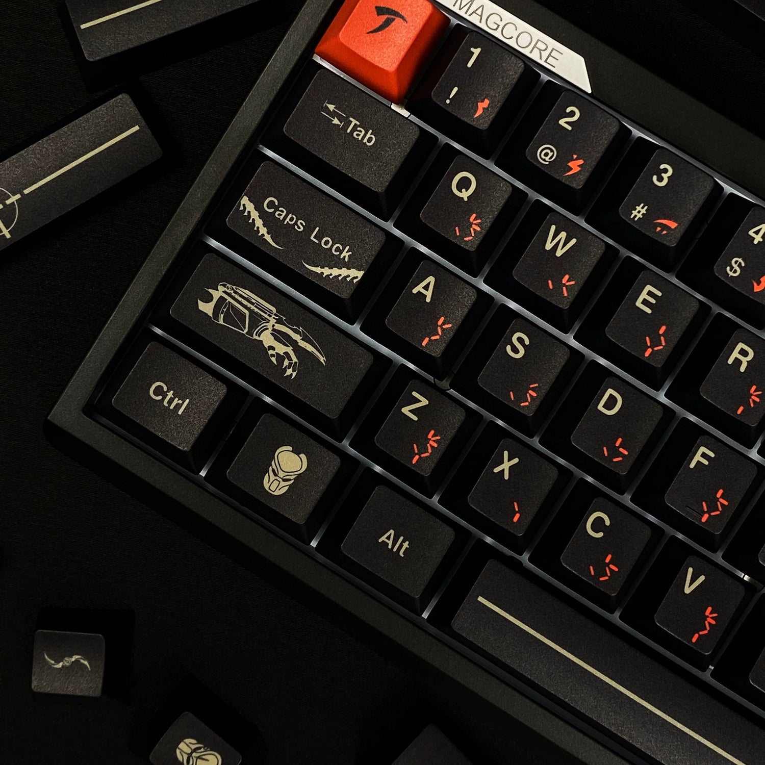 The Predator theme design replaces keycaps, PBT material material personalized keycap set, Anime movie keycap set, compatible with 61/64/68/75/84/87/104 mechanical keyboard replacement keycap