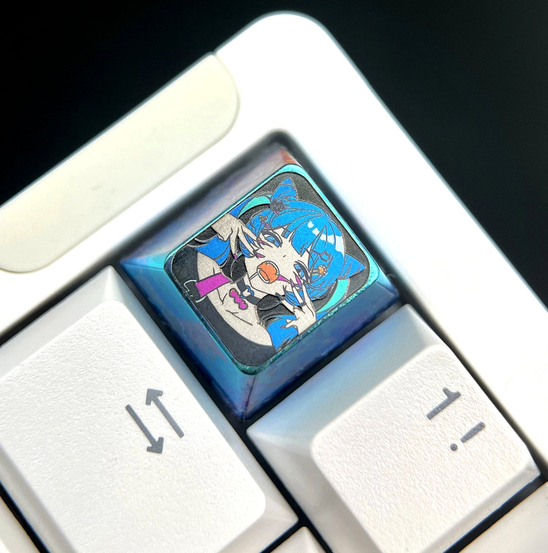Hatsune Miku Cute Expression 1 U titanium alloy personalized keycaps, anime and game cultural creative keycaps, mechanical keyboard decorative keycaps