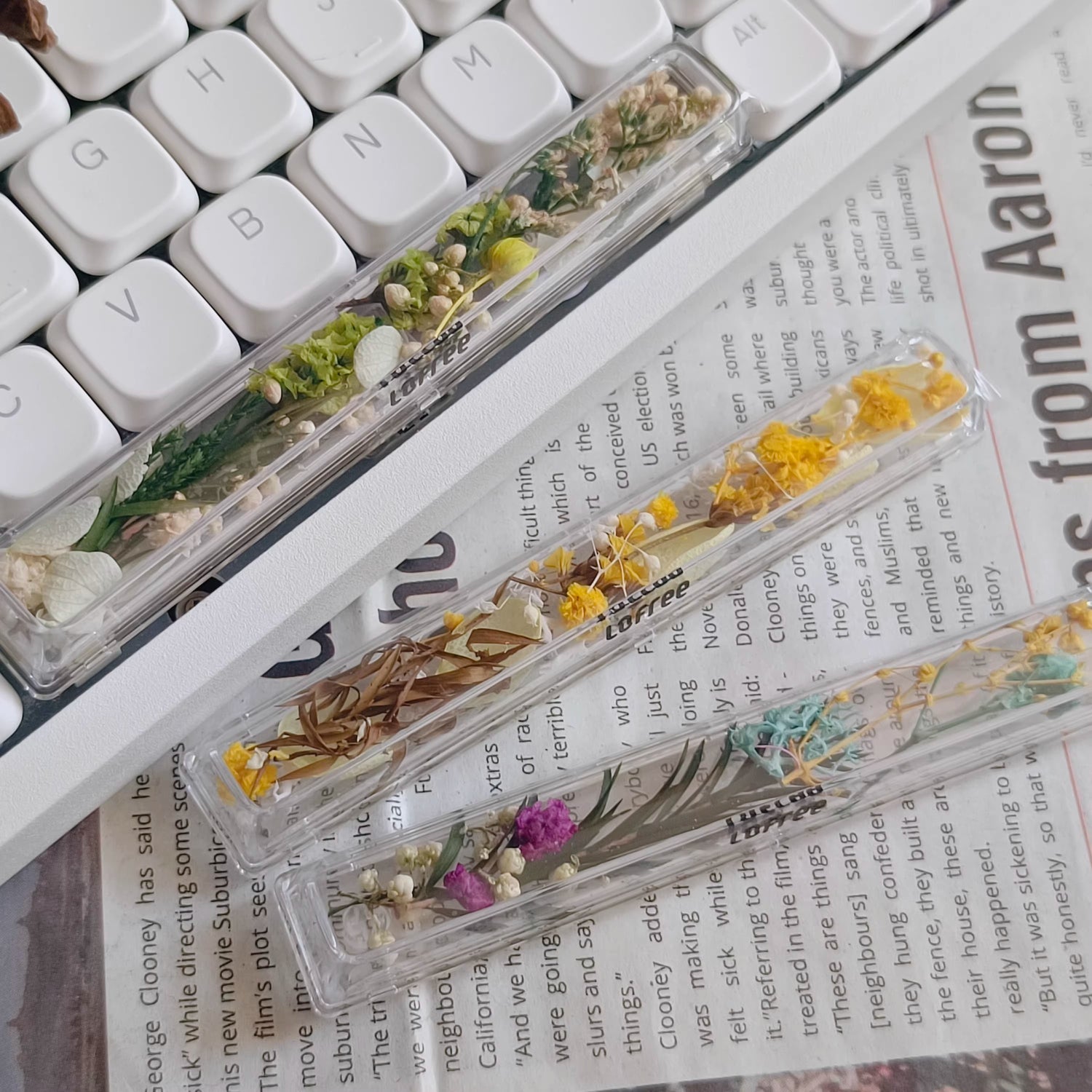 Natural Plant Specimen Eternal Flower Series, Lofree, 6.25U Crystal drops of glue Spacebar, Art Decorative Keycaps.