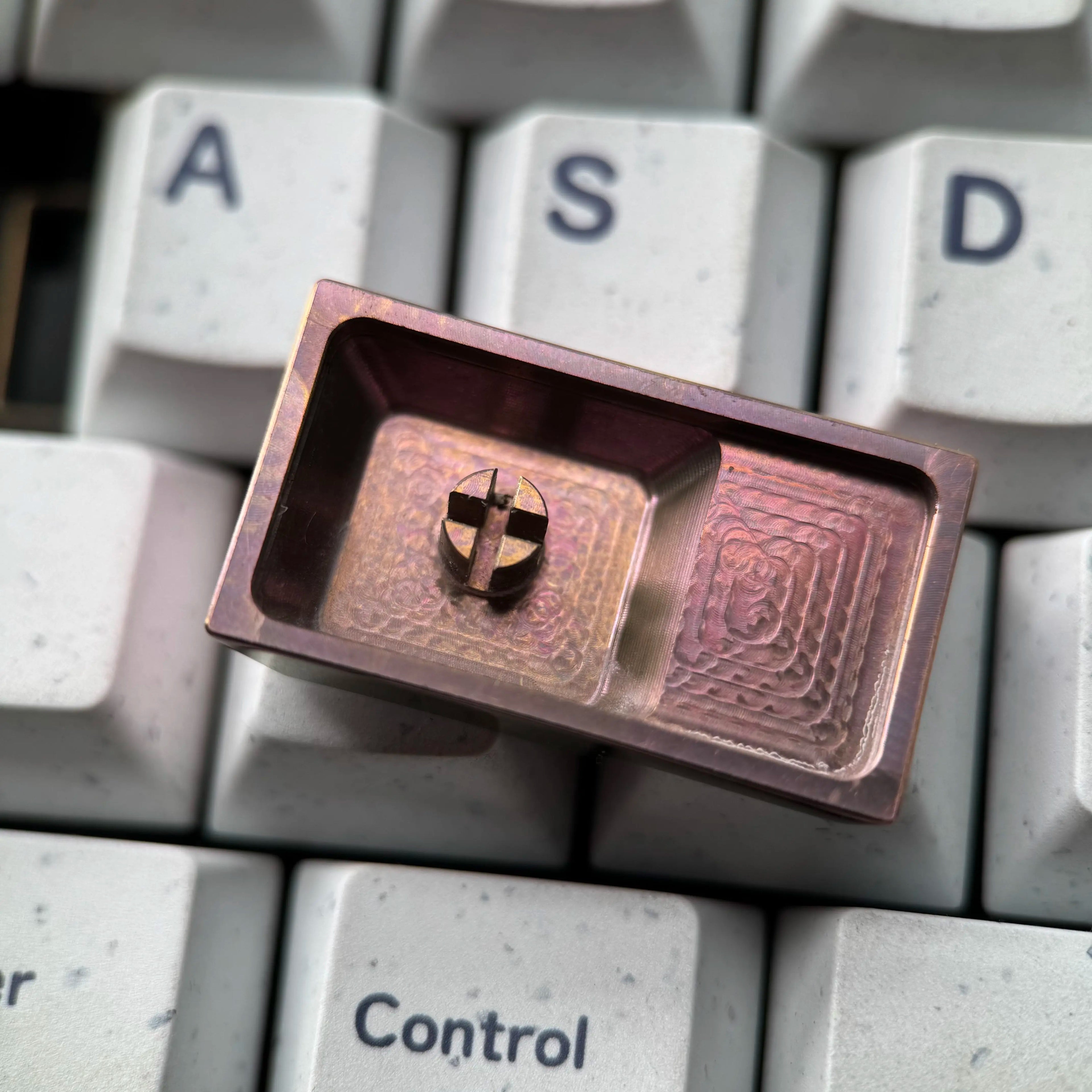 NEEDY GIRL OVERDOSE， 1.75U ladder CAPS titanium alloy personalized keycap, anime, gaming, cultural and creative mechanical keyboard decoration keycap