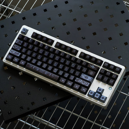 Original design set of dynamic snake theme keycaps, made of PBT material, highly personalized keycap set from the original factory, suitable for 61/64/68/75/84/87/104 key mechanical keyboards in anime and games