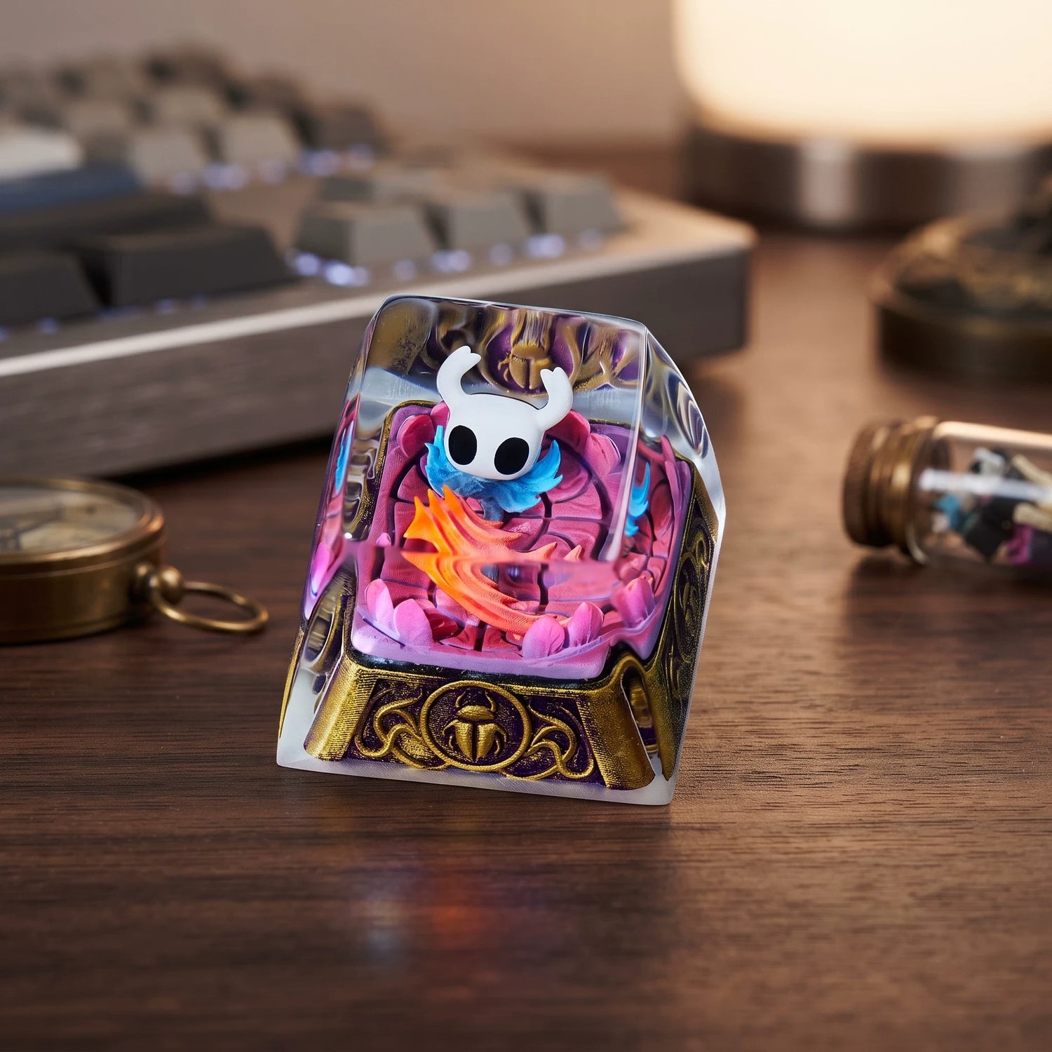 Hollow Knight, Dark Gold Base Style coating and sealing design, Crystal Resin Personalized Keycaps, Anime Game Culture Creative Resin Keycaps, Mechanical Keyboard Art Decorative Keycaps