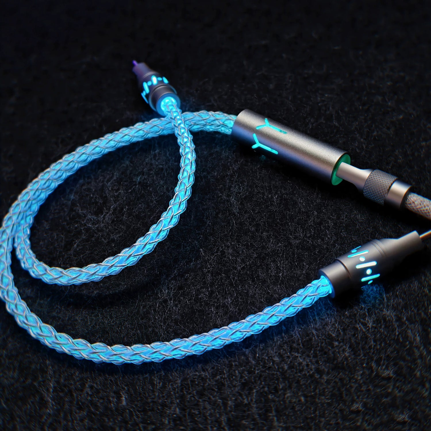 Separate one to two aviation plug data cable, dual 8K return rate single crystal copper mechanical custom manual data cable