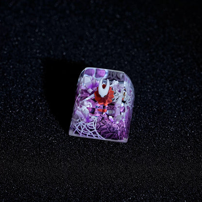 Hollow Knight: Silksong, Hornet Theme, Microscopic World Crystal Resin Personalized Keycaps, Anime Game Creative Decorative Keycaps