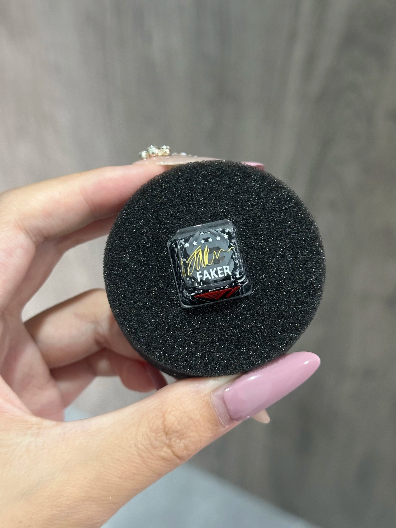 League of Legends, T1 team faker signature, crystal resin personalized keycaps, game culture creative keycaps, mechanical keyboard signature art custom keycaps